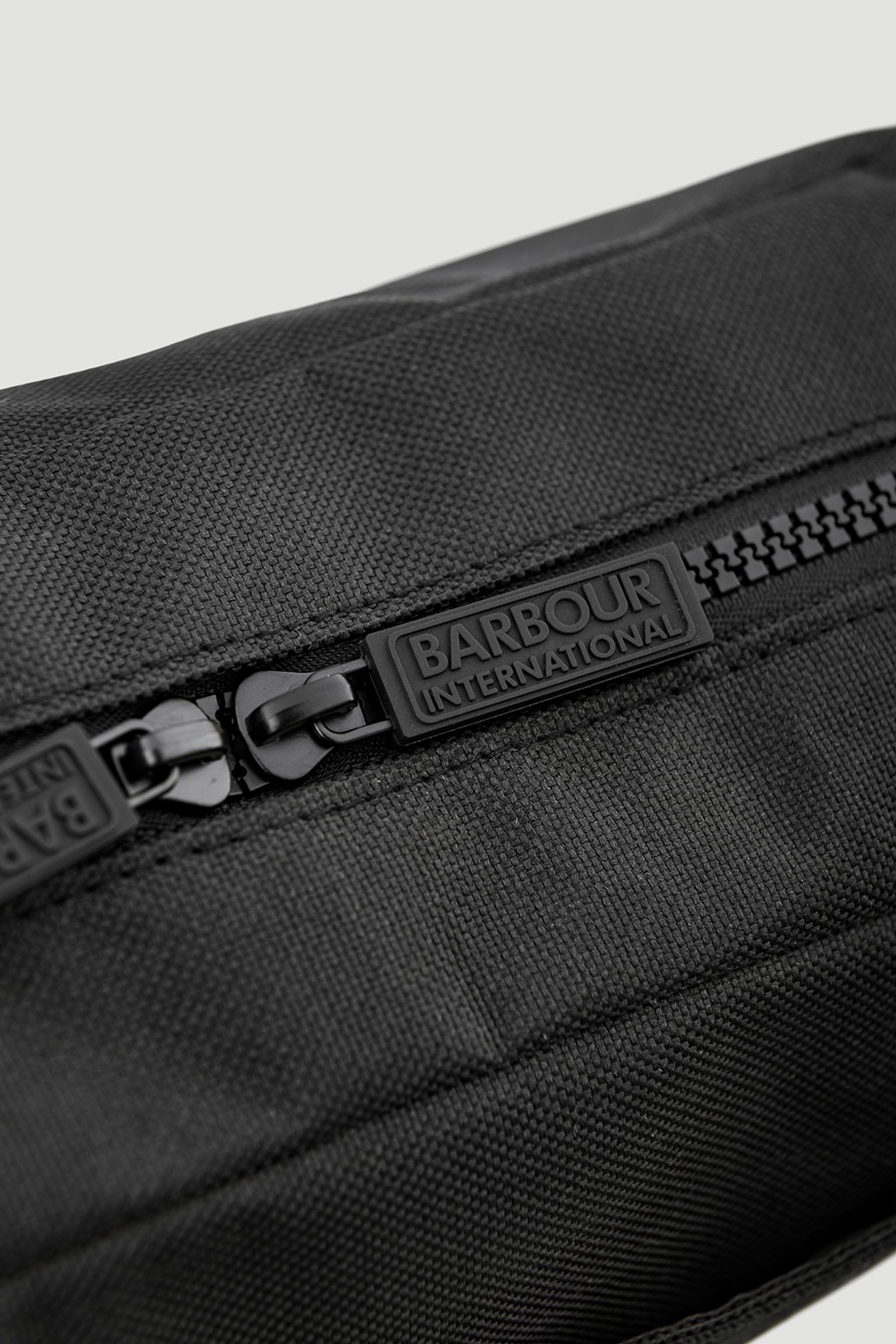 Несесер KNOCKHILL ESSENTIAL WASHBAG