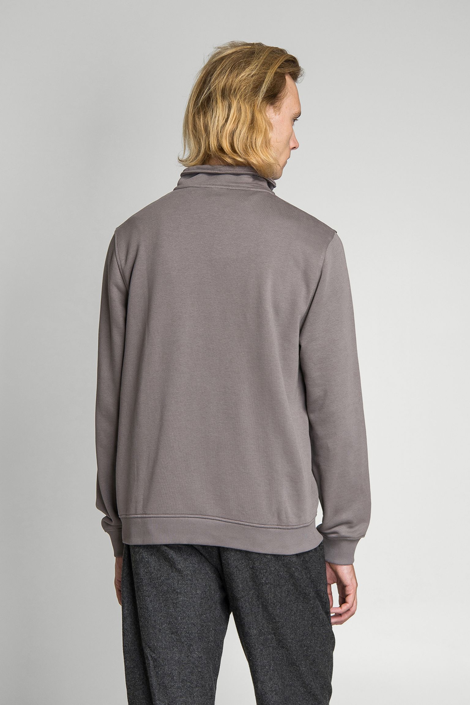 Світшот OUTLINE FUNNEL NECK SWEAT з доставкою