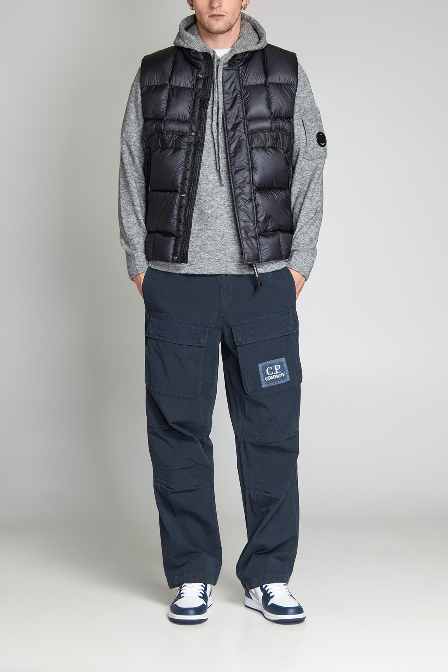 Жилет пуховий OUTERWEAR VEST IN DD SHELL