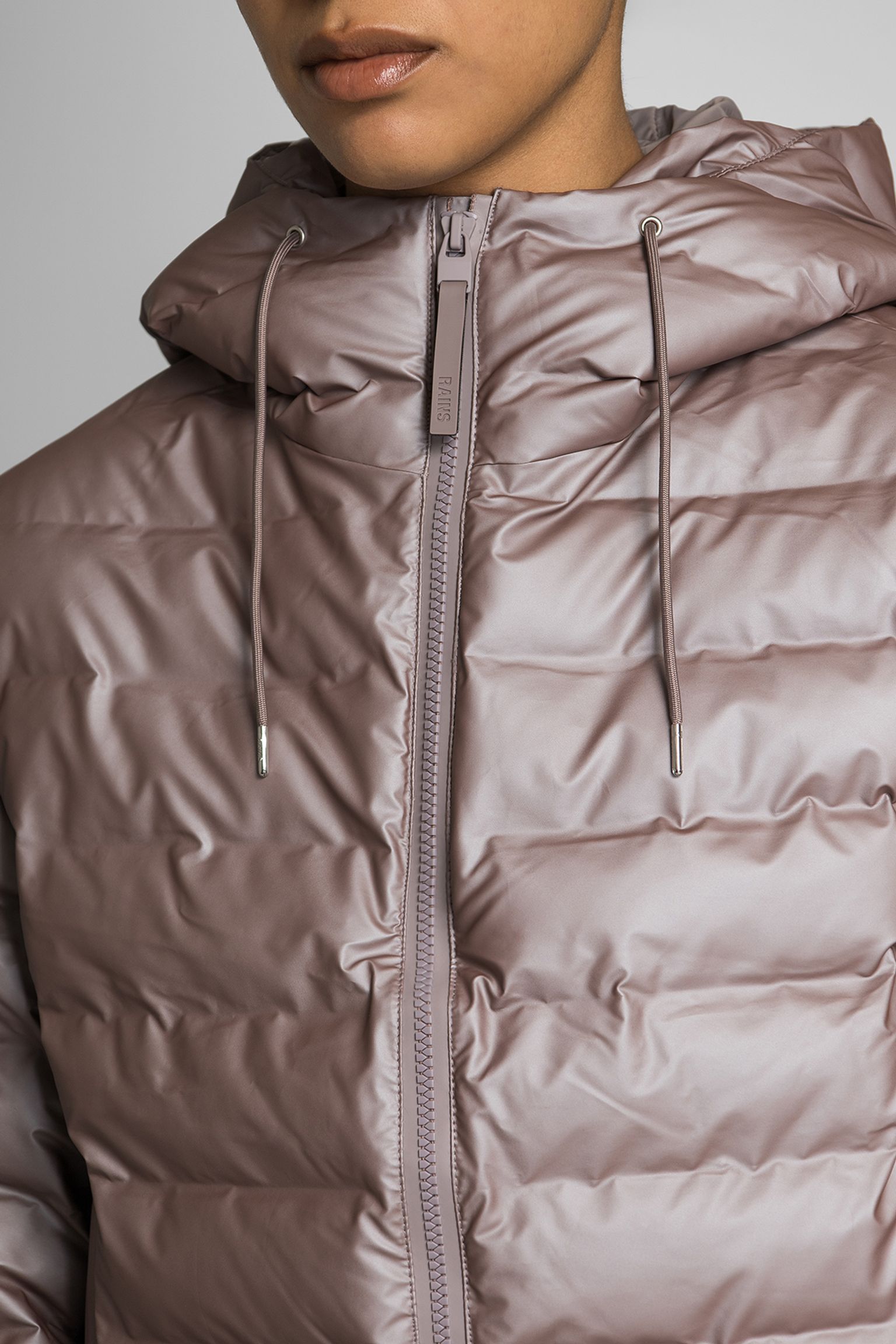 Широкий выбор Куртка Lohja Short Puffer Jacket W3T4