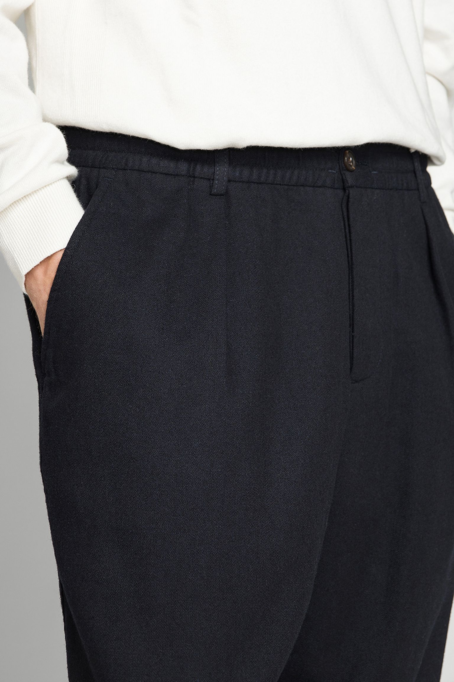 Брюки PLEATED TRACK PANT