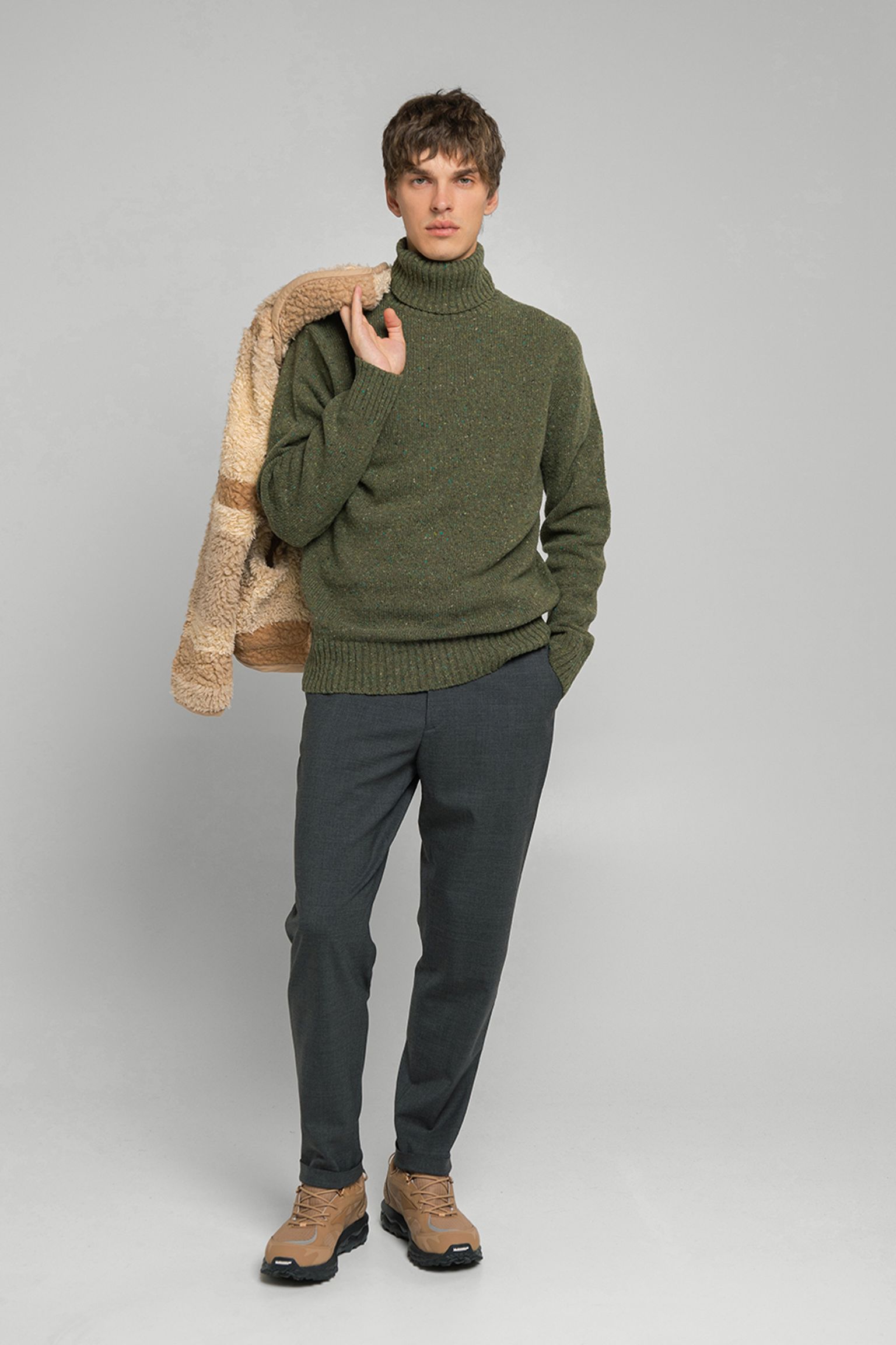Гольф   ROLL NECK с доставкой