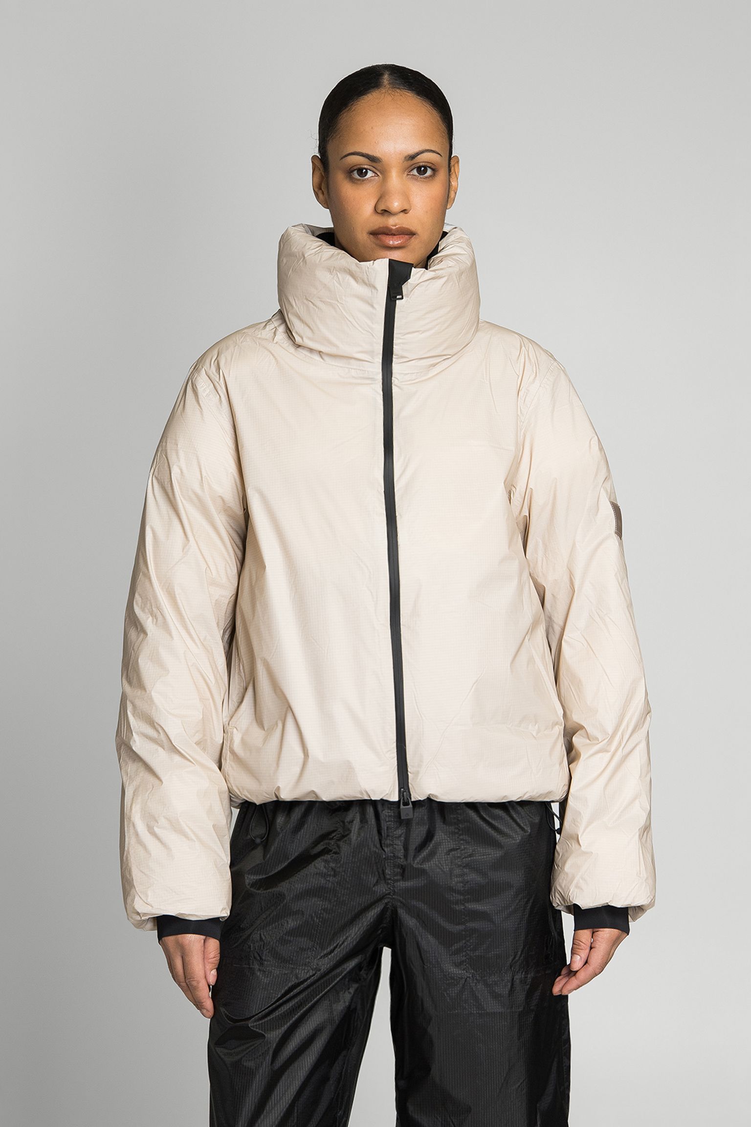 Куртка Kevo Short Puffer Jacket W4T6 купить в Украине