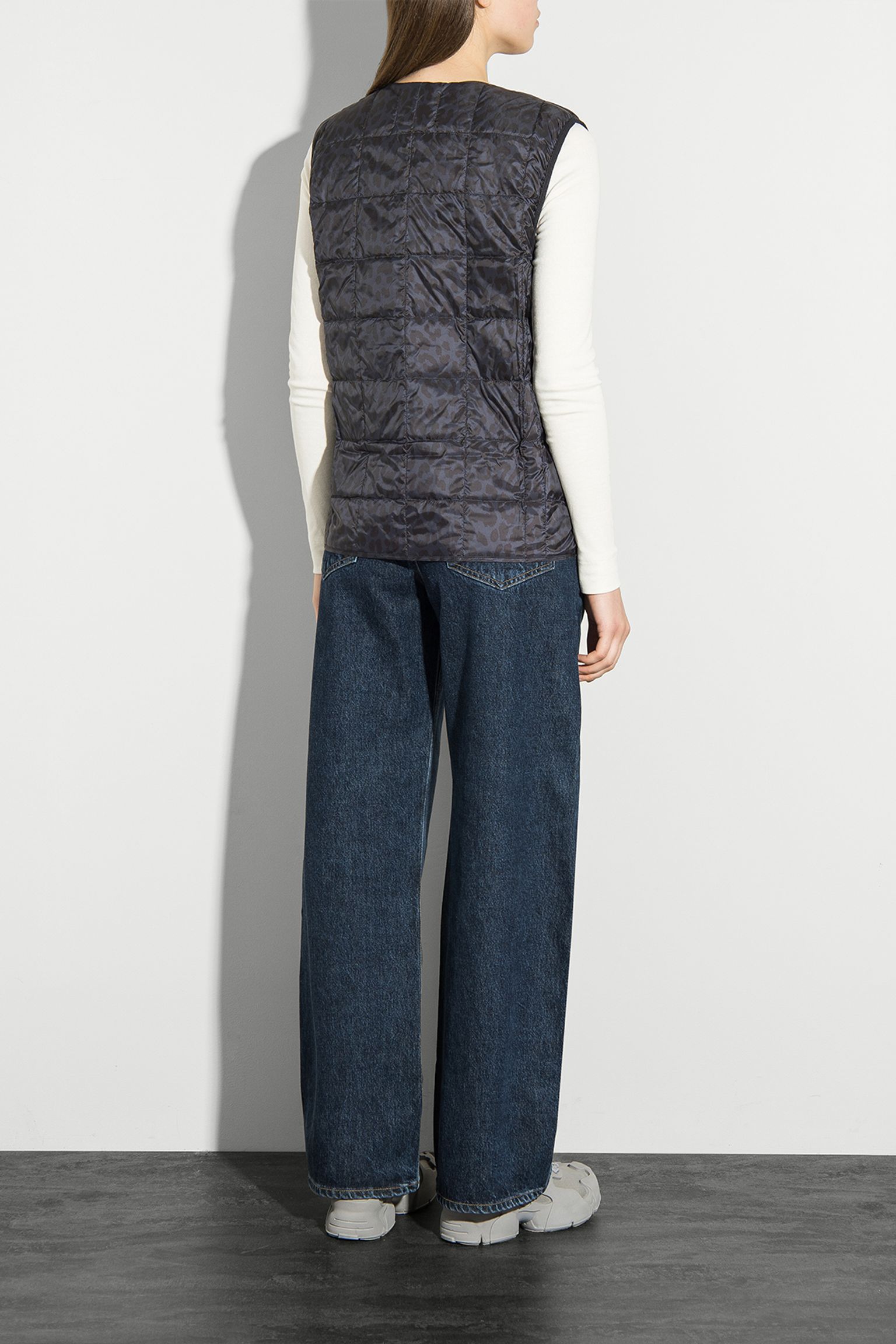 Стильні Жилет пуховий V NECK DOWN VEST