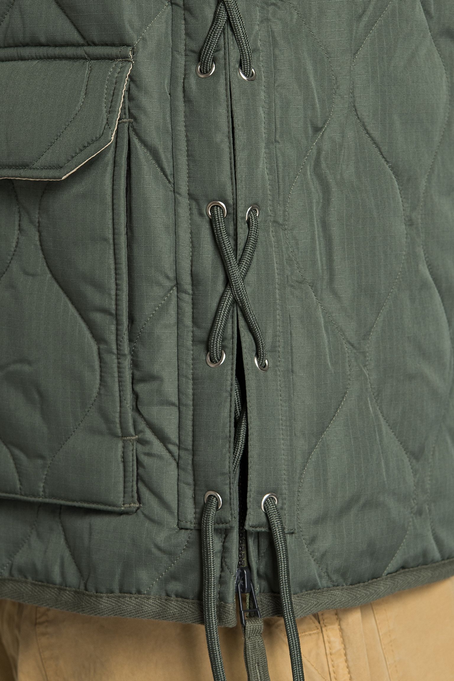 Широкий выбор Жилет пуховой MILITARY W-ZIP LACE UP V NECK DOWN VEST