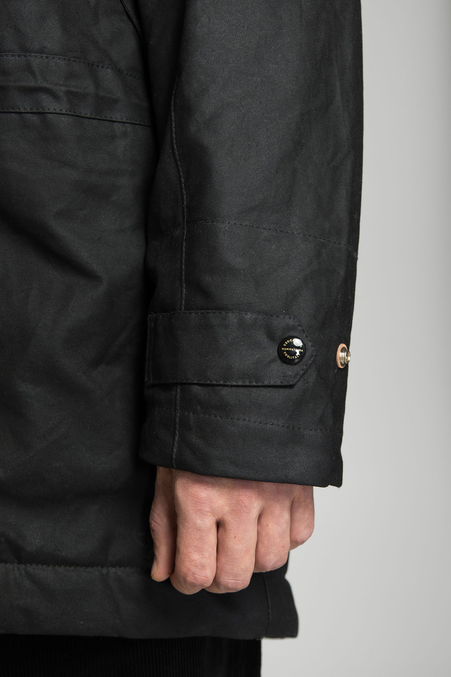 Широкий выбор Куртка LONG MOUNTAIN JACKET