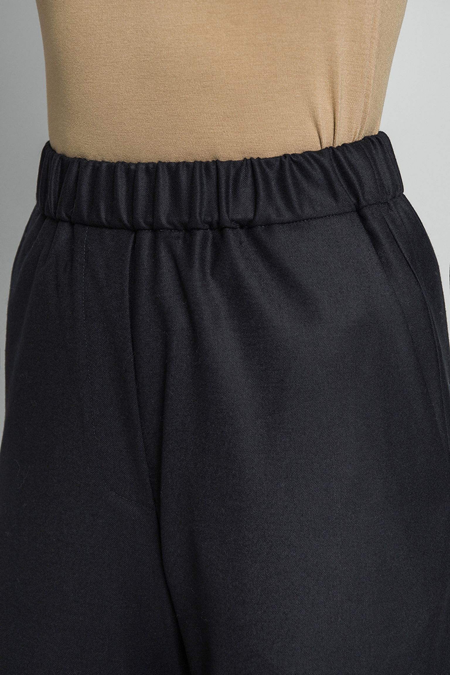 Широкий вибір Брюки Pantalone Mariano