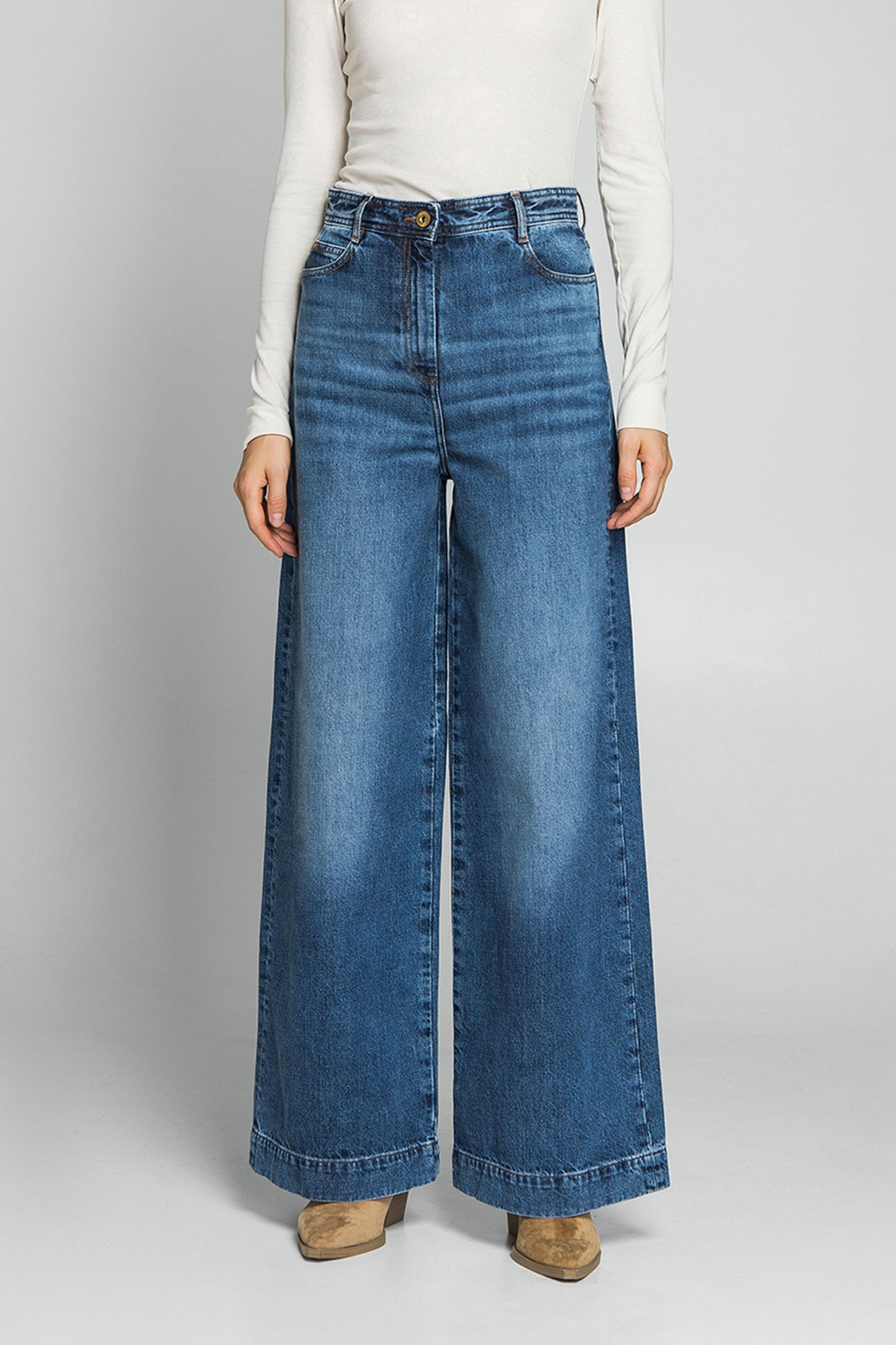 Джинсы CAPTAIN DENIM с доставкой