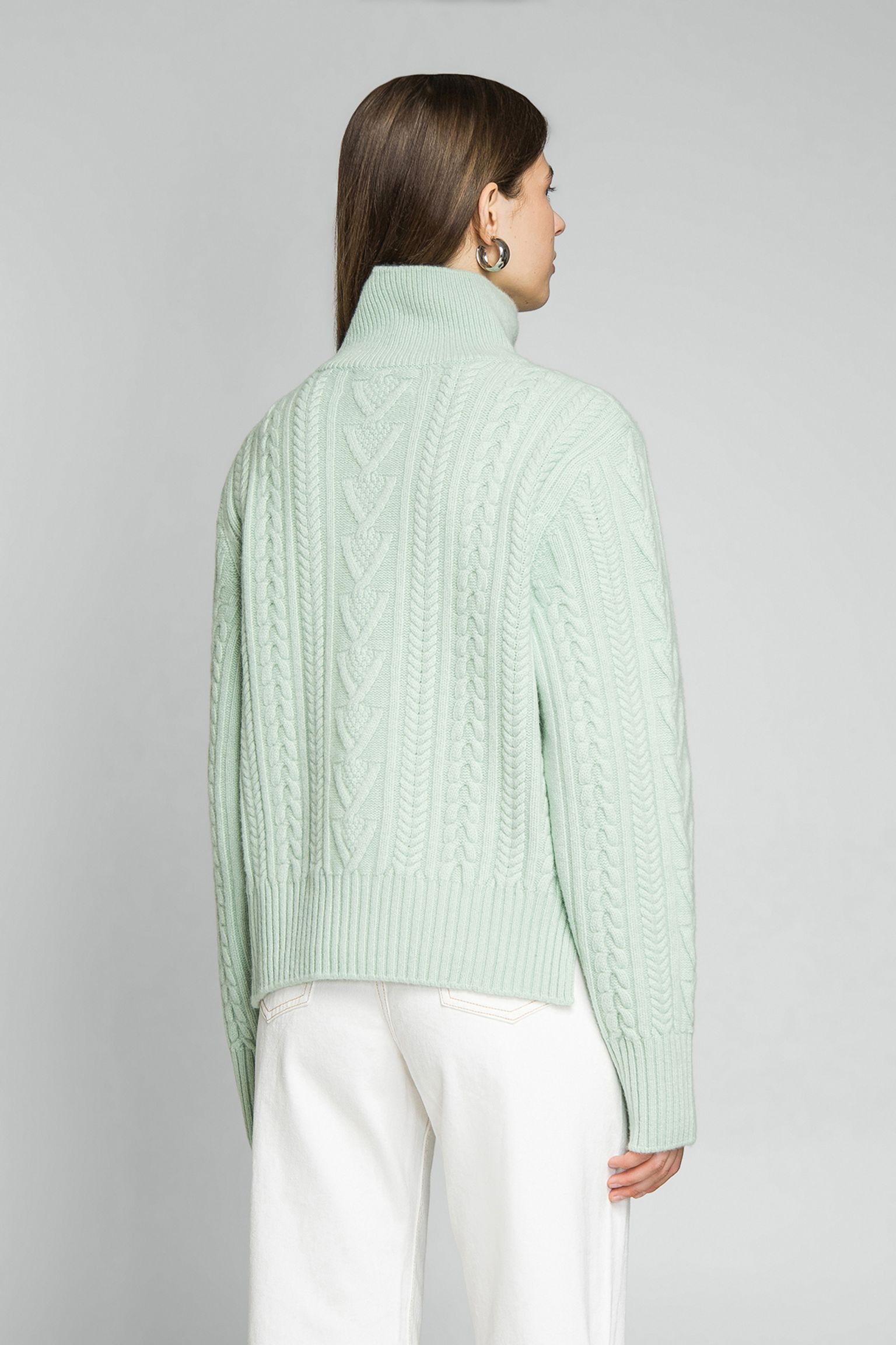 Свитер CABLE TURTLE NECK SWEATER