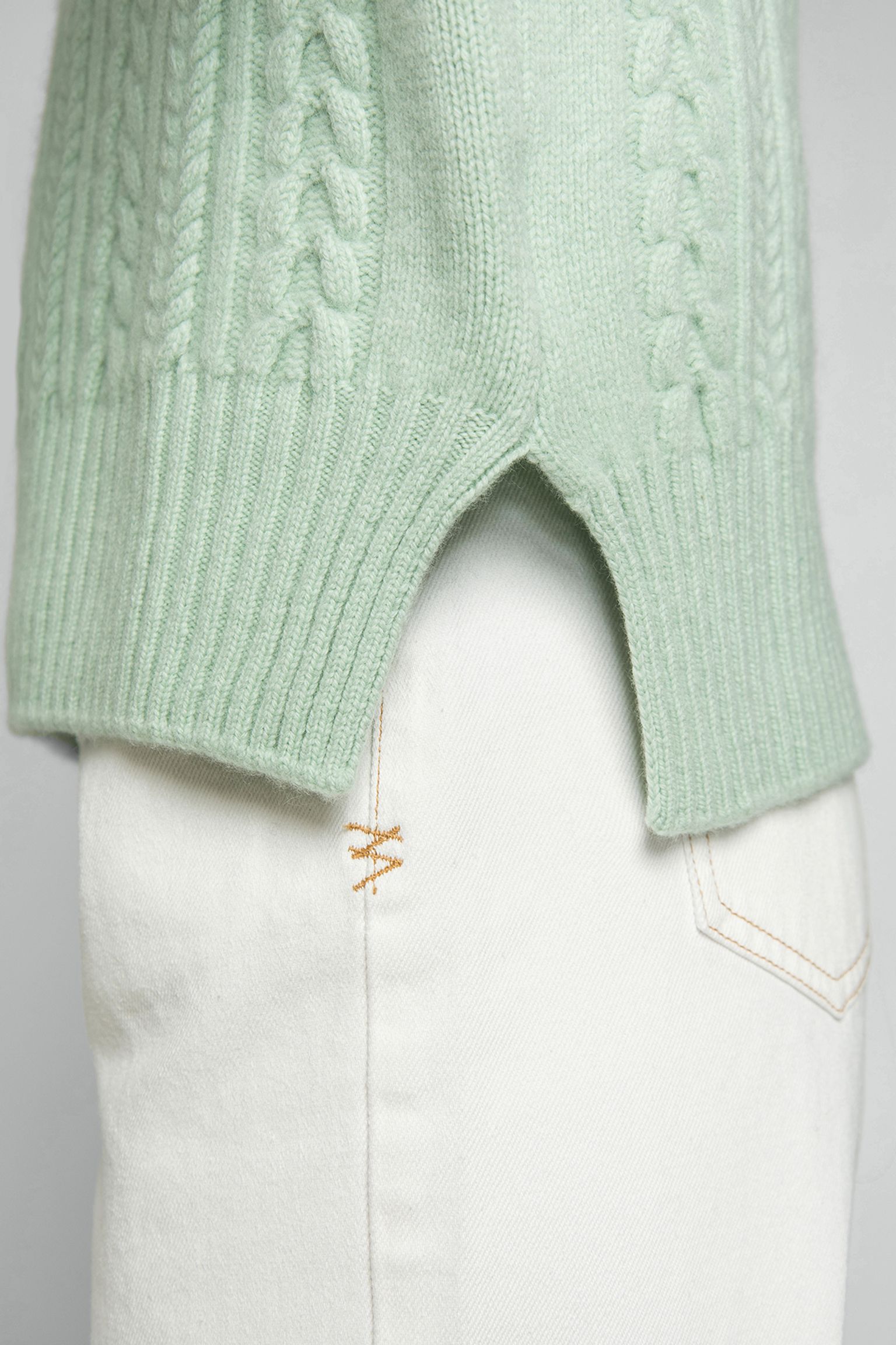 Стильные Свитер CABLE TURTLE NECK SWEATER