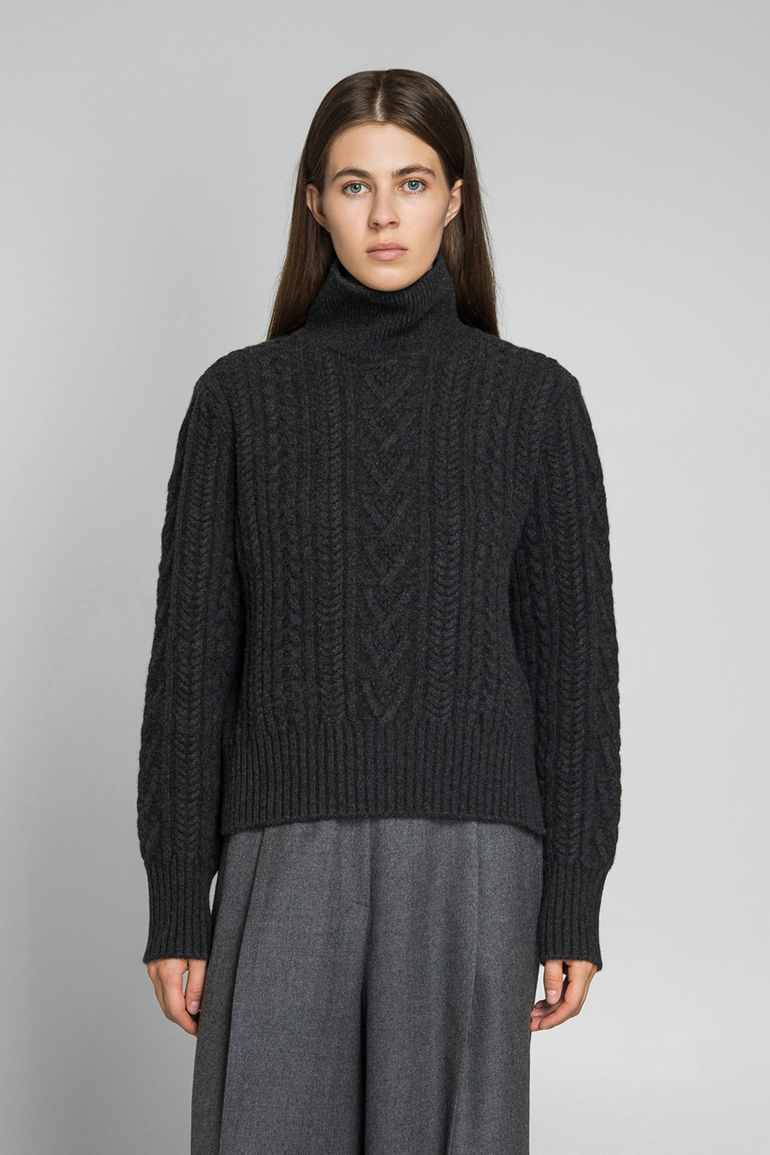 Светр CABLE TURTLE NECK SWEATER