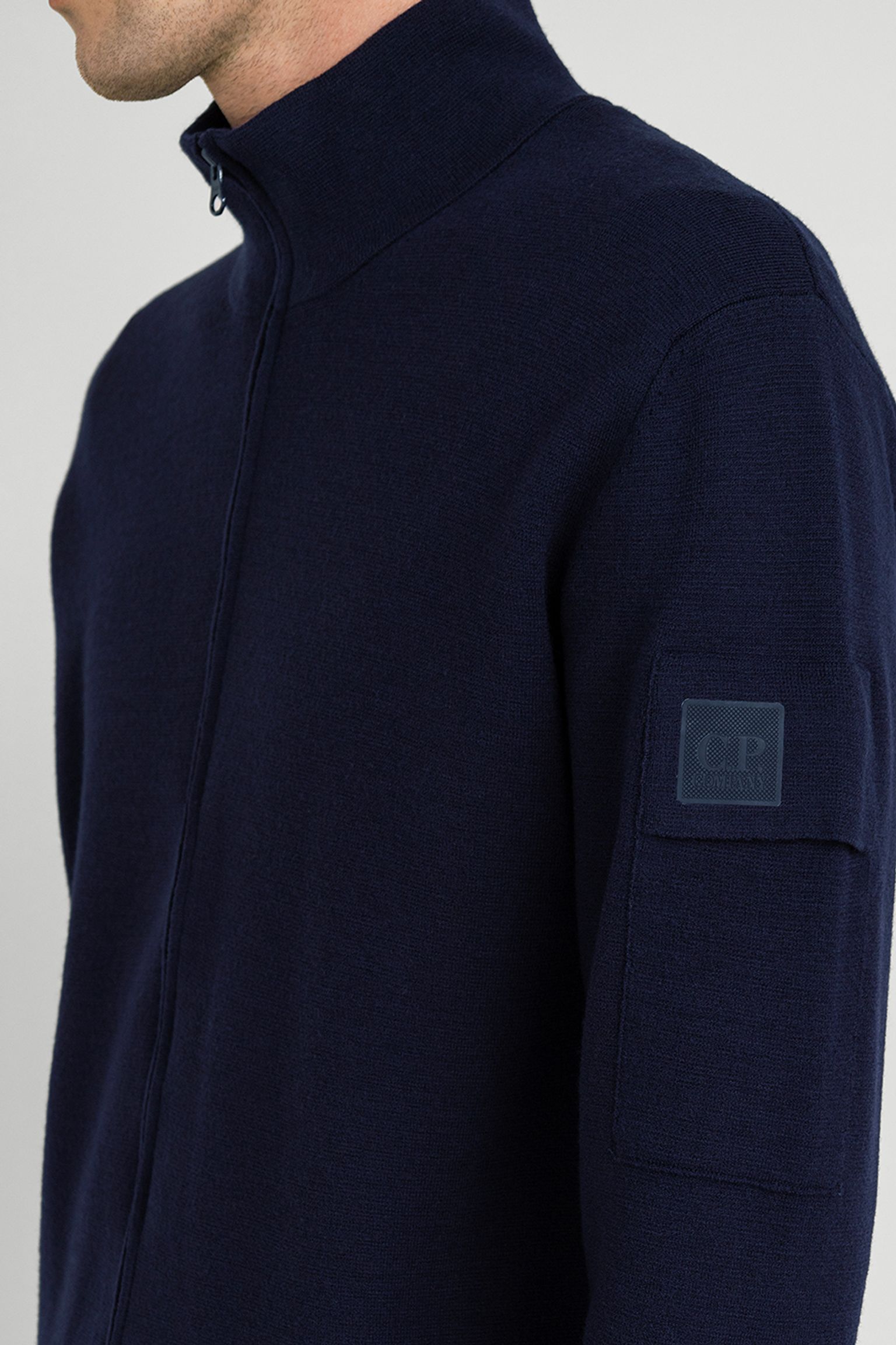Широкий выбор Кардиган METROPOLIS KNITWEAR CARDIGAN IN MERINO WOOL