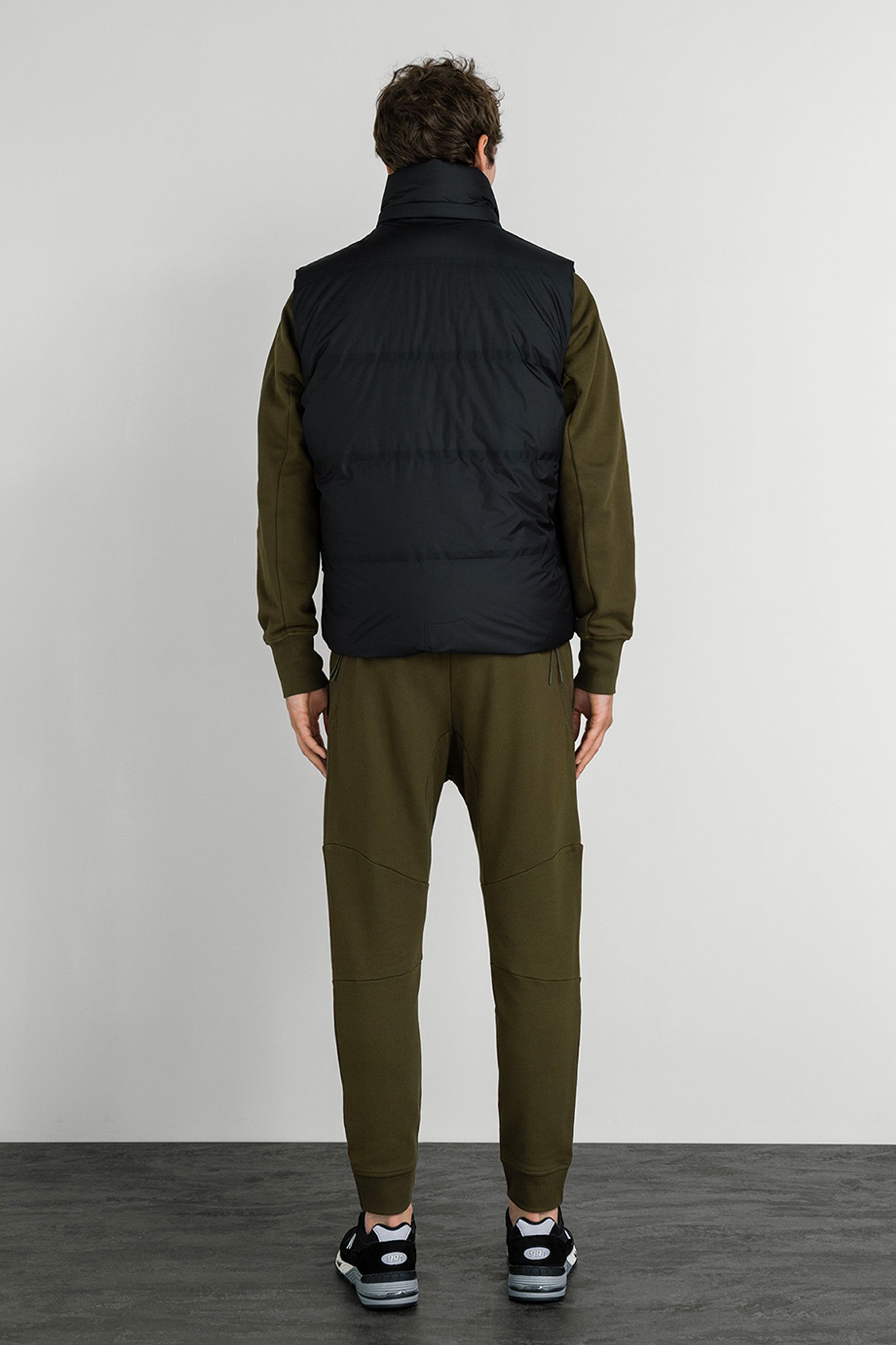 Стильные Жилет пуховой  METROPOLIS VEST IN PERTEX