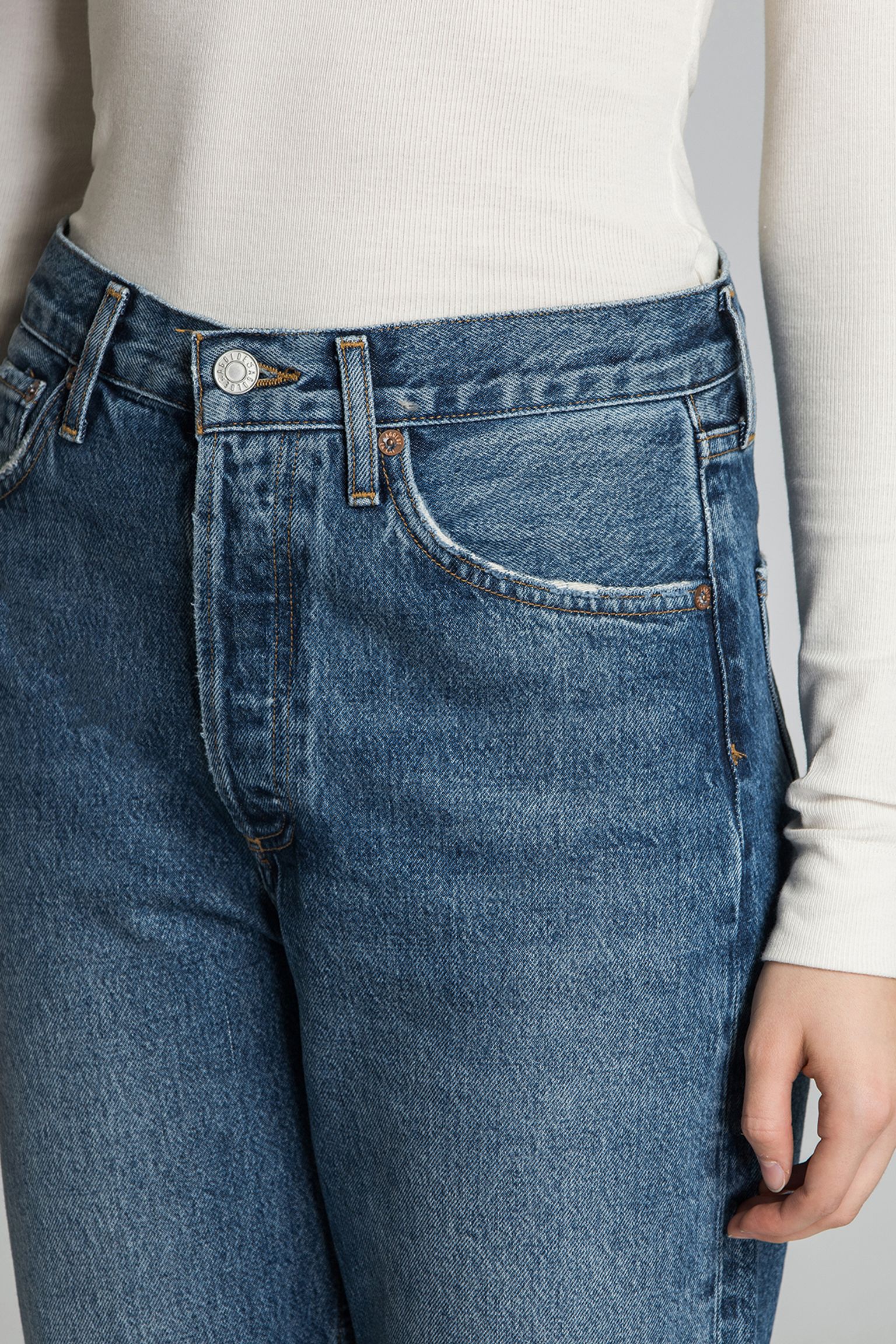 Широкий выбор Джинсы 90's jean in essence