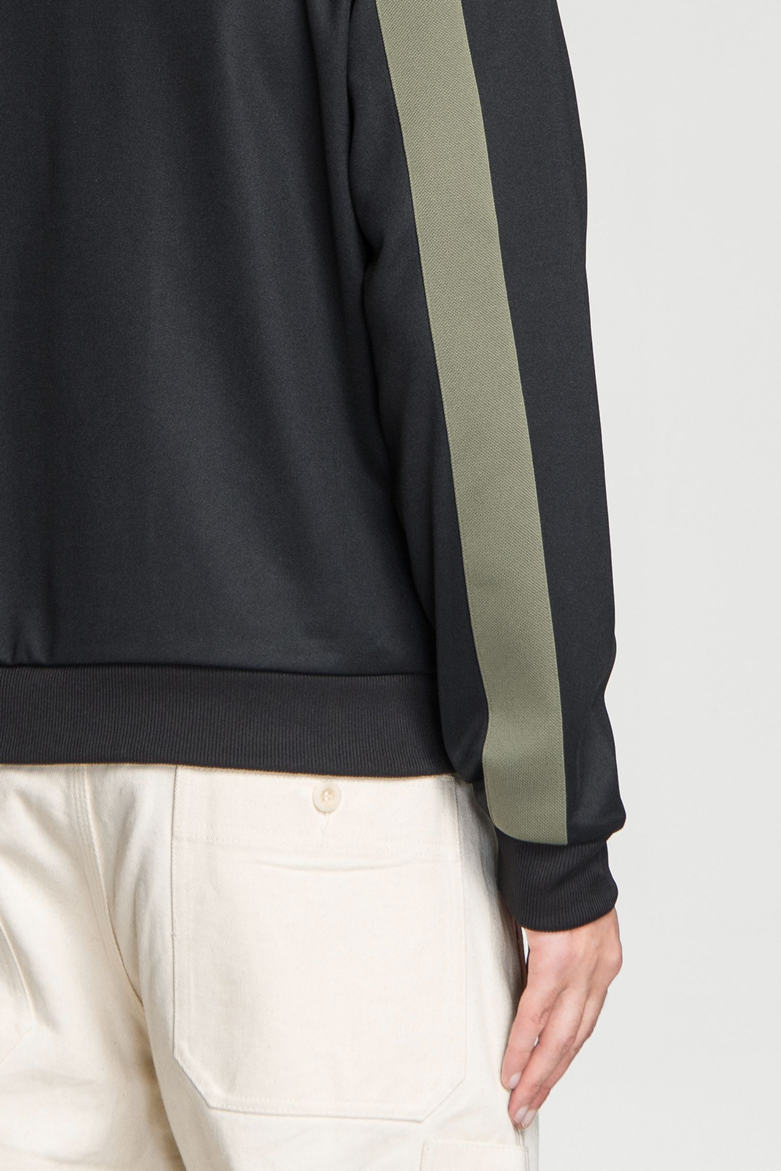 Широкий выбор Спортивная кофта TAPE DETAIL COLLARED TRACK JKT