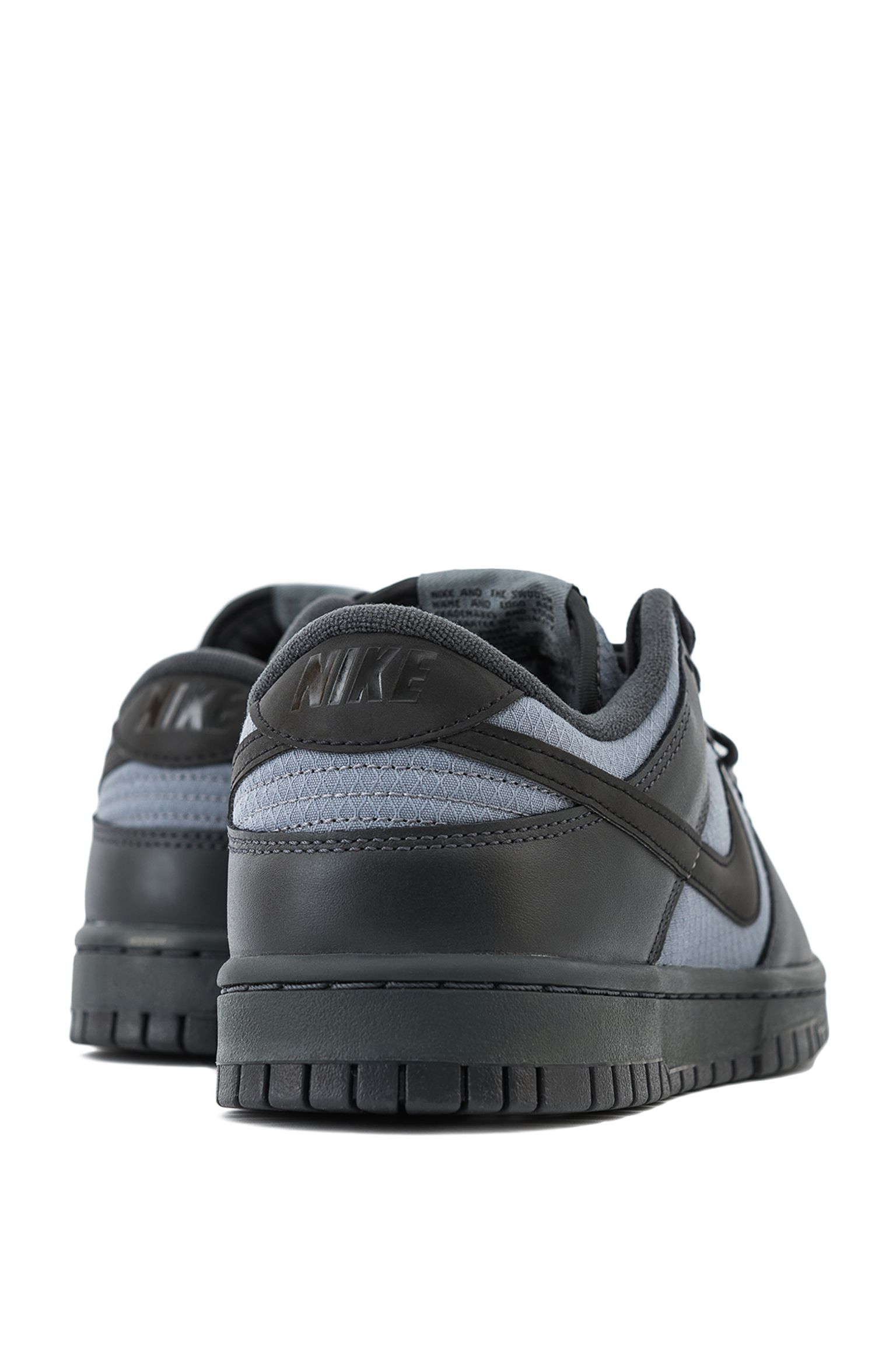 Стильные кроссовки DUNK LOW RETRO SE WNTR