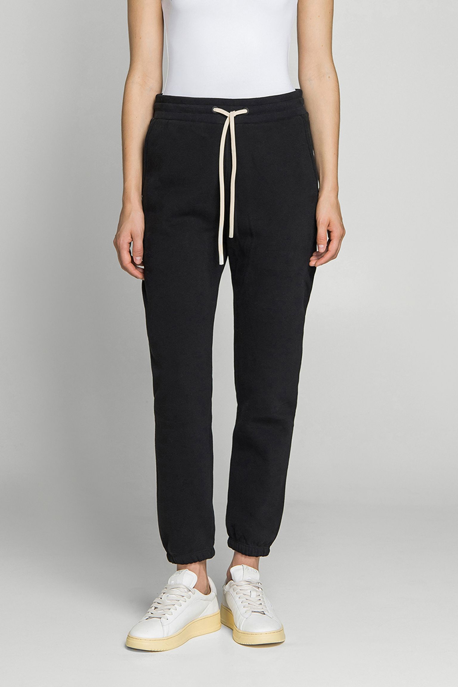Спортивные брюки Pantalon coupe ajustée с доставкой