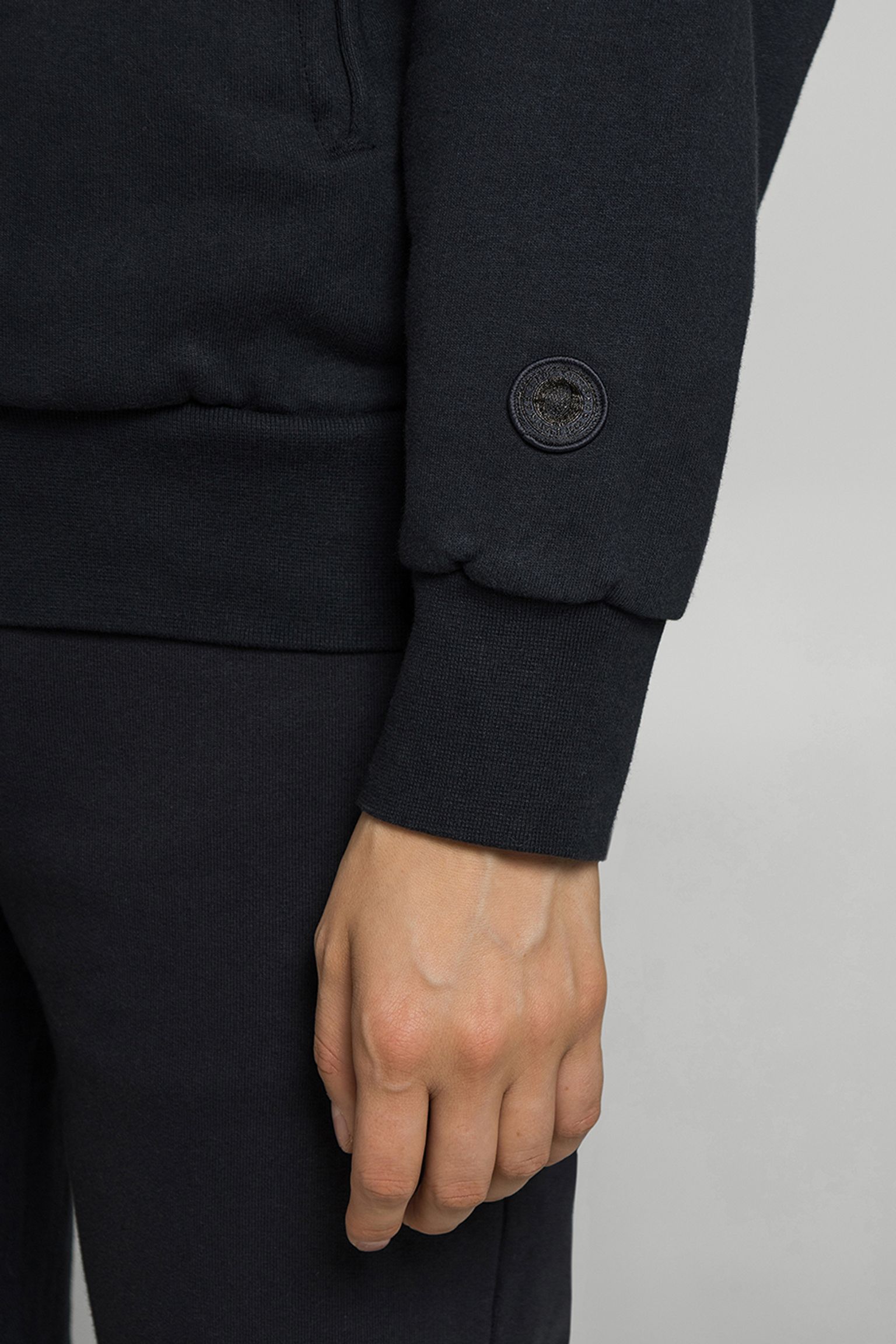 Широкий выбор Спортивная кофта Sweat zippé à capuche
