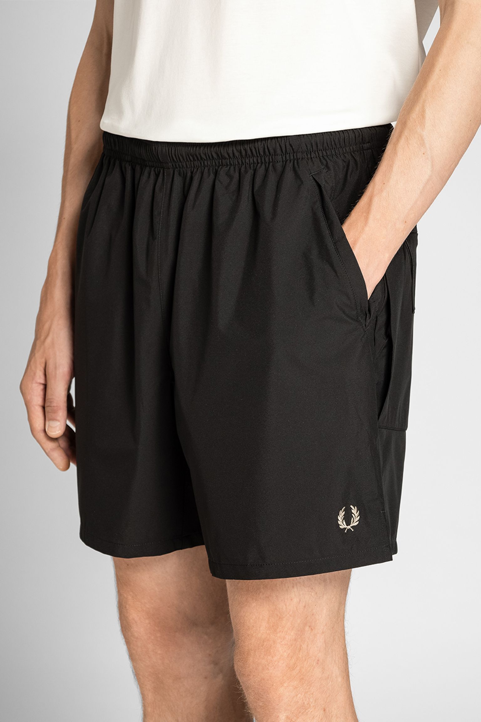 Широкий вибір Шорти Fred Perry SHELL SHORT
