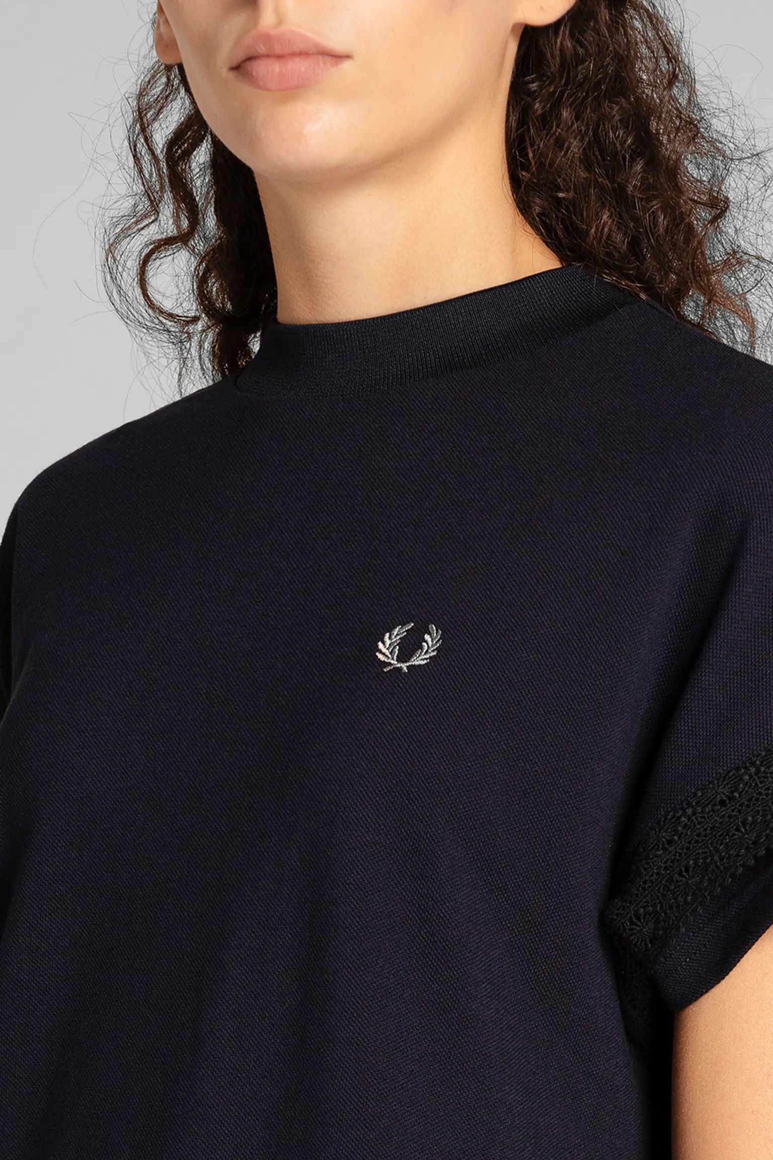Широкий вибір Футболка LACE TAPE PIQUE T-SHIRT