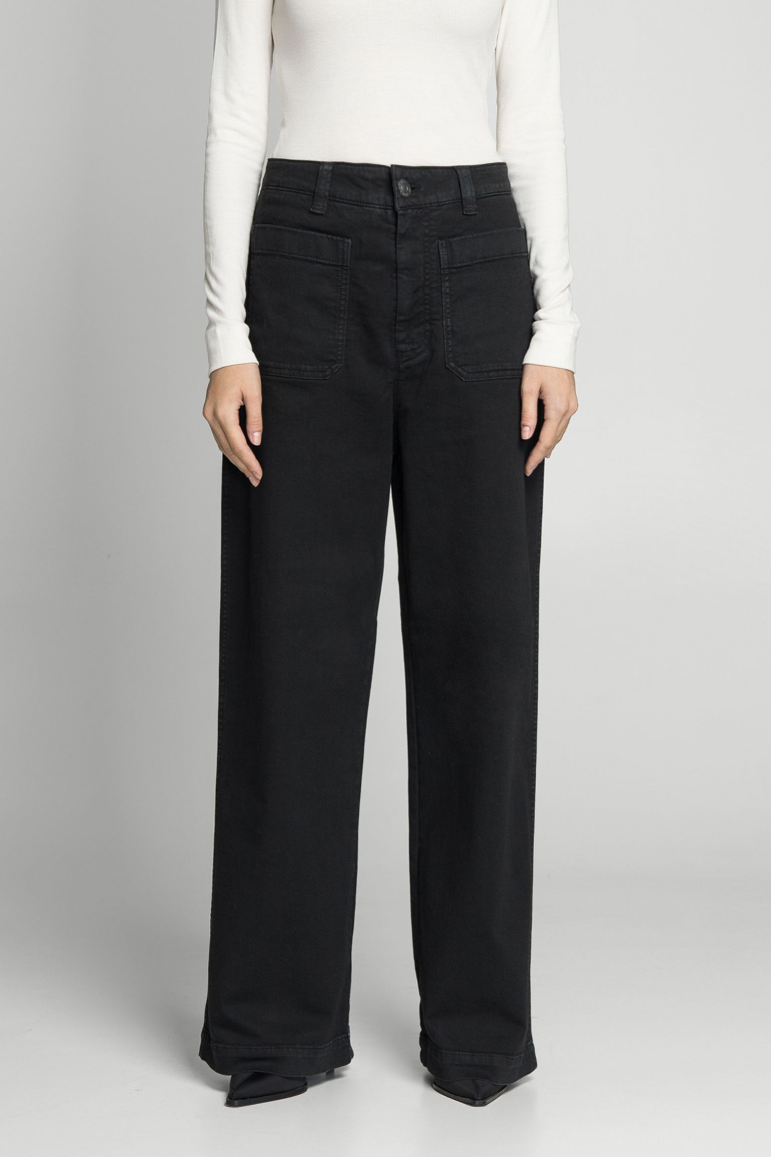 Брюки UTILITY POCKETS TROUSER