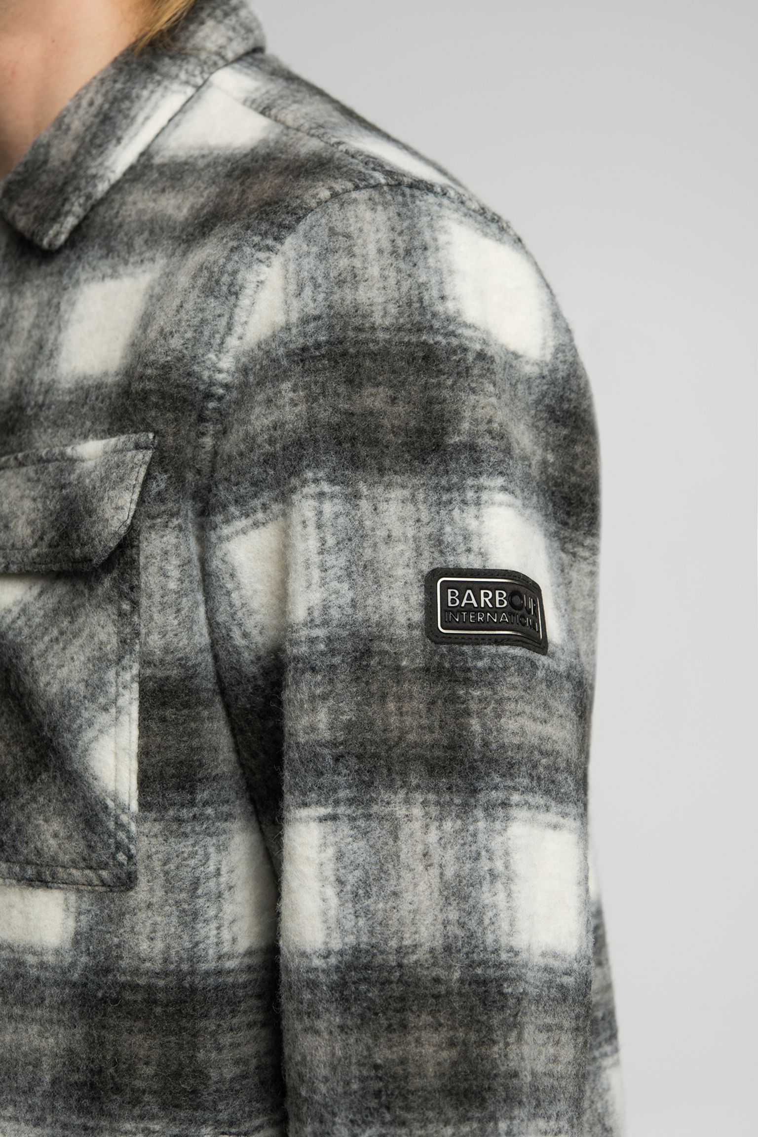 Широкий выбор овершот CLAYTON BRUSHED FLEECE OVERSHIRT