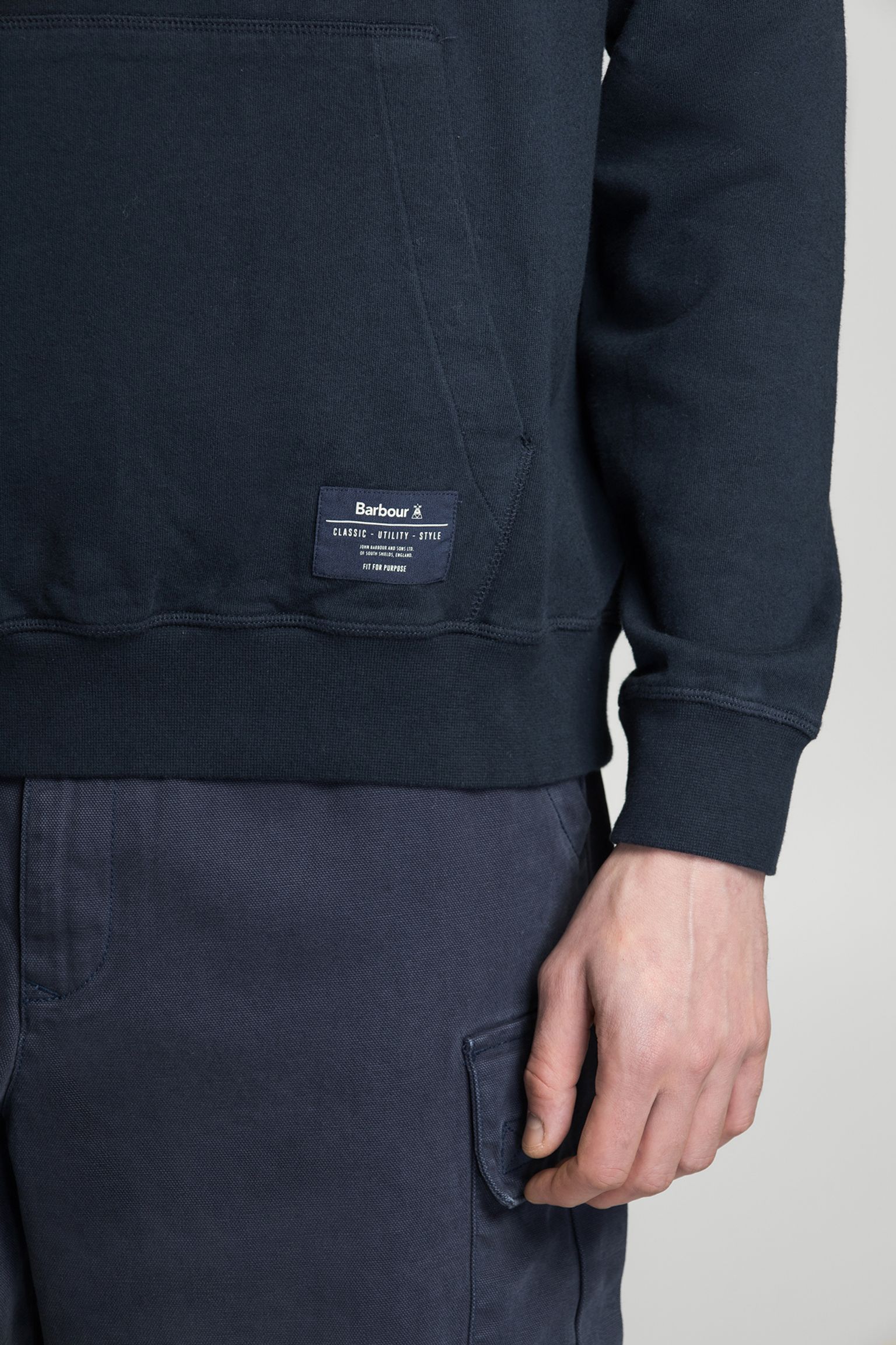 Широкий выбор свитшот SKIPTON RELAXED FIT HALF ZIP SWEATSHIRT