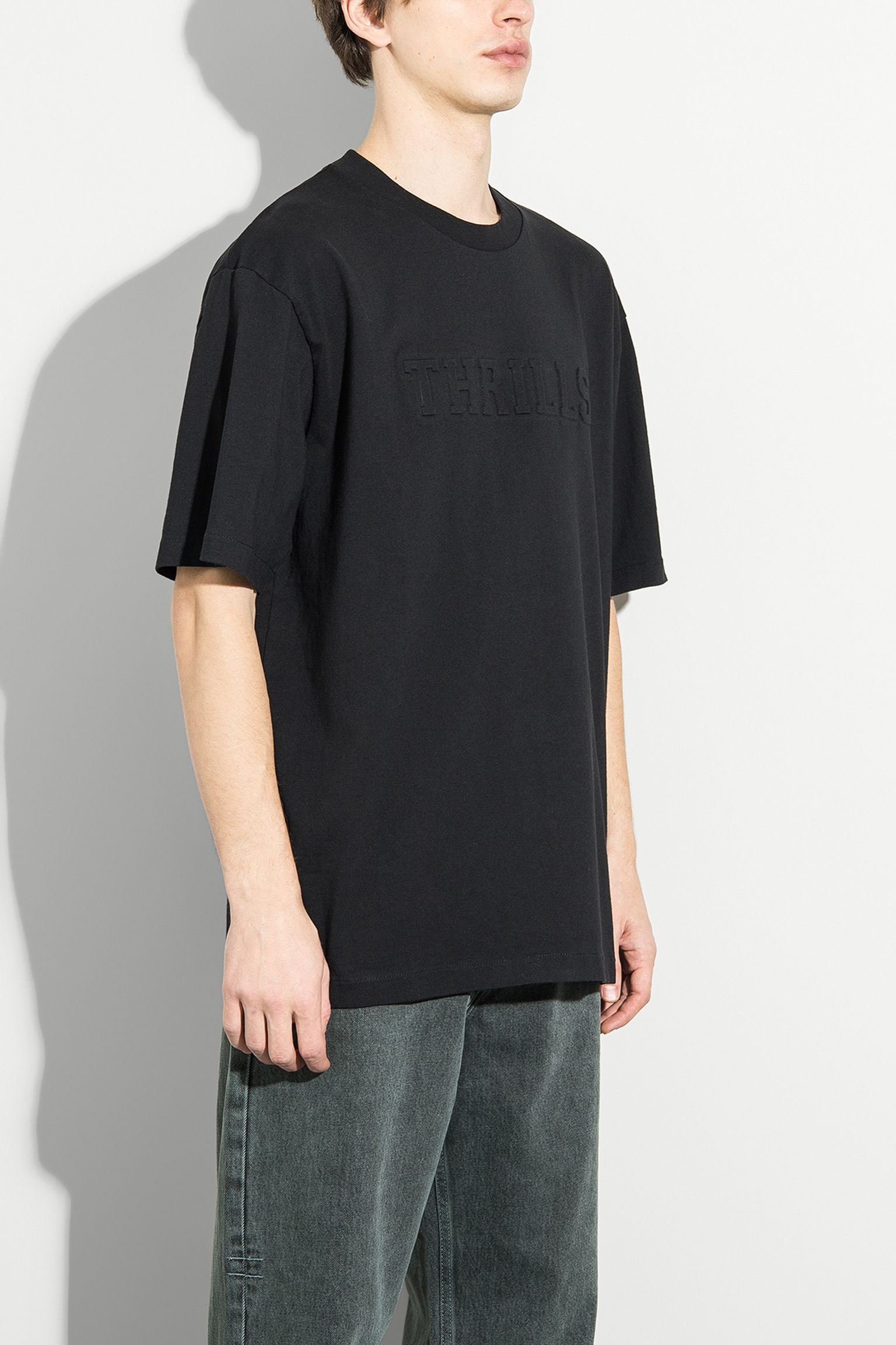 Футболка Roosevelt Emboss Oversize Fit с доставкой