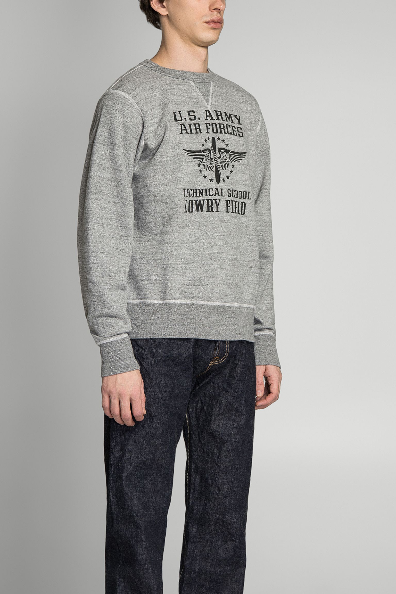 Світшот CREW NECK SWEATSHIRT AIR FORCES з доставкою