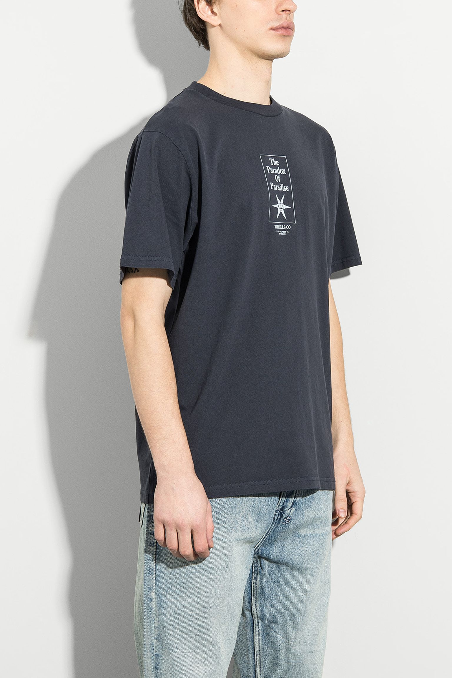 Футболка Infinite Stars Merch Fit з доставкою
