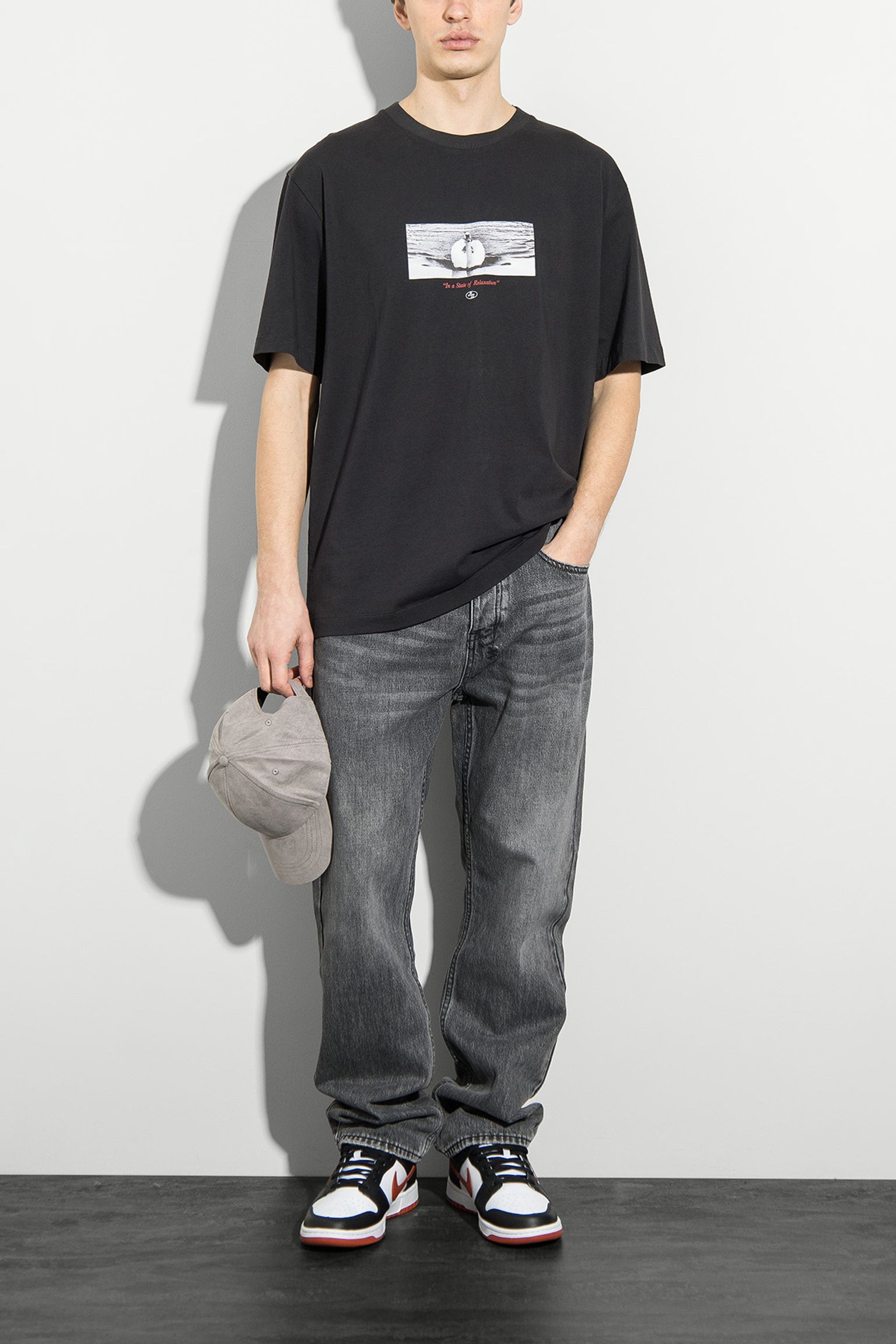 Футболка Swan Song Oversize Fit купити в Україні