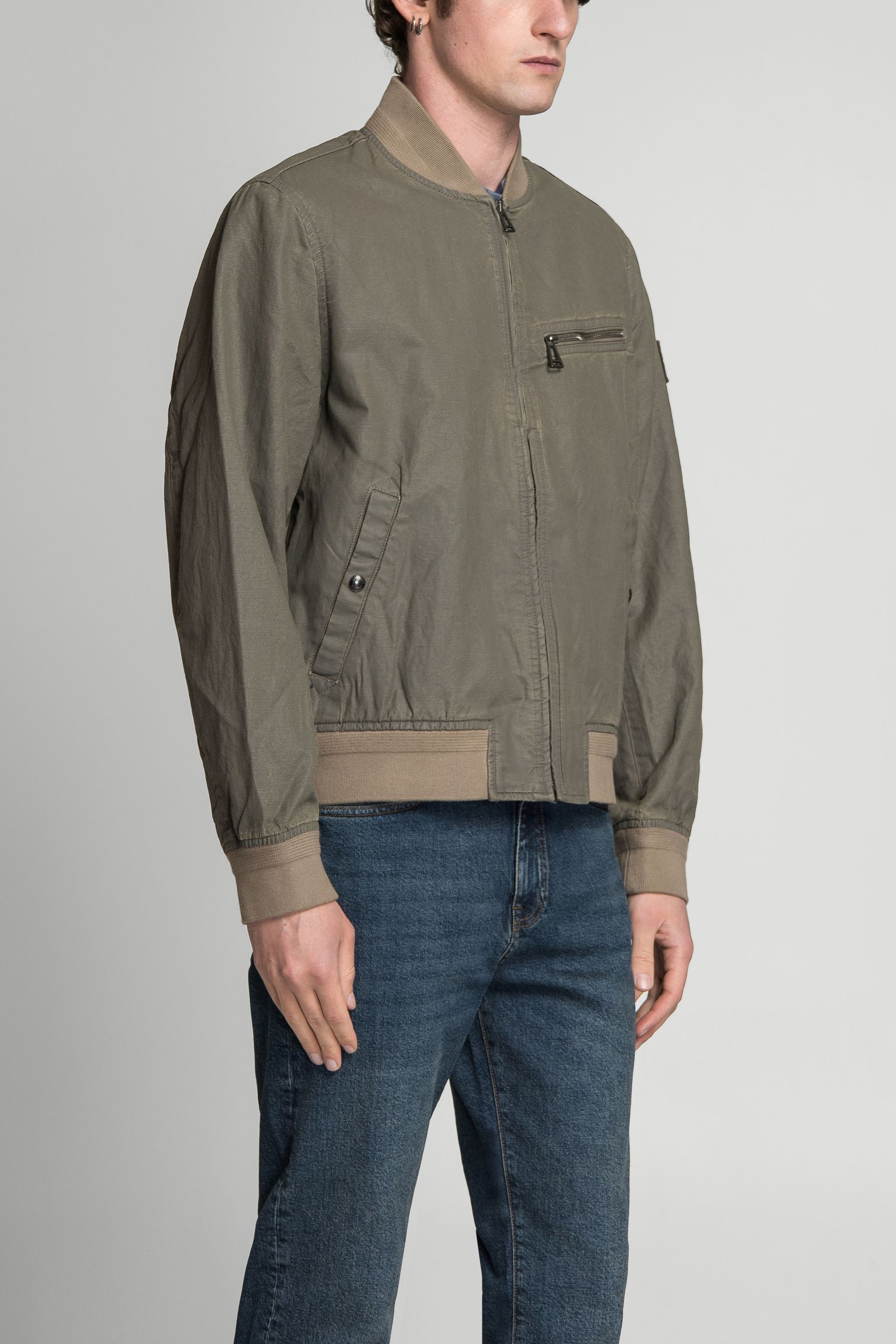 Куртка VANTAGE JACKET с доставкой