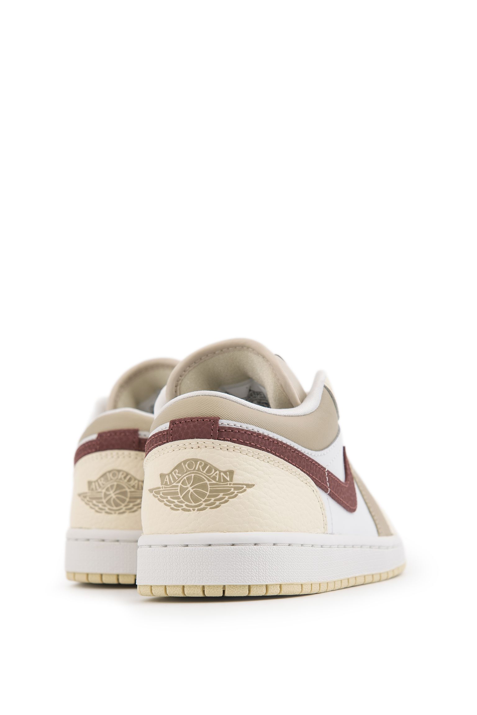 Кросівки WMNS AIR JORDAN 1 LOW CE