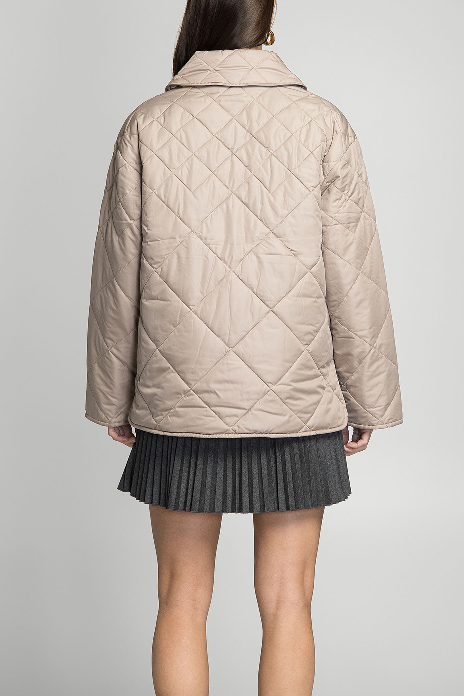 Стильные куртка TESSA QUILT