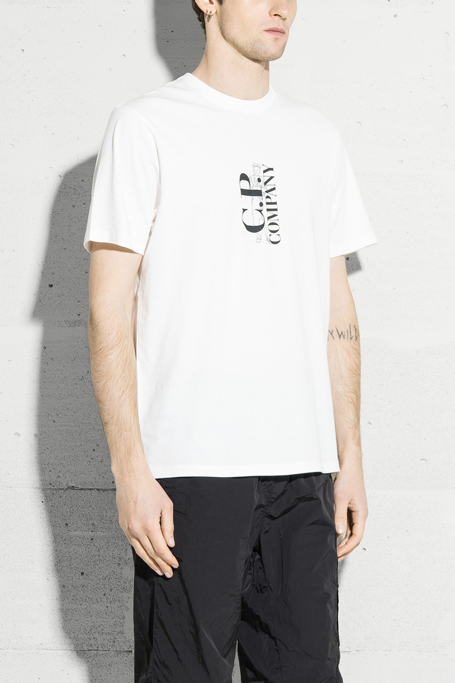 Футболка 30/1 JERSEY VERTICAL LOGO с доставкой