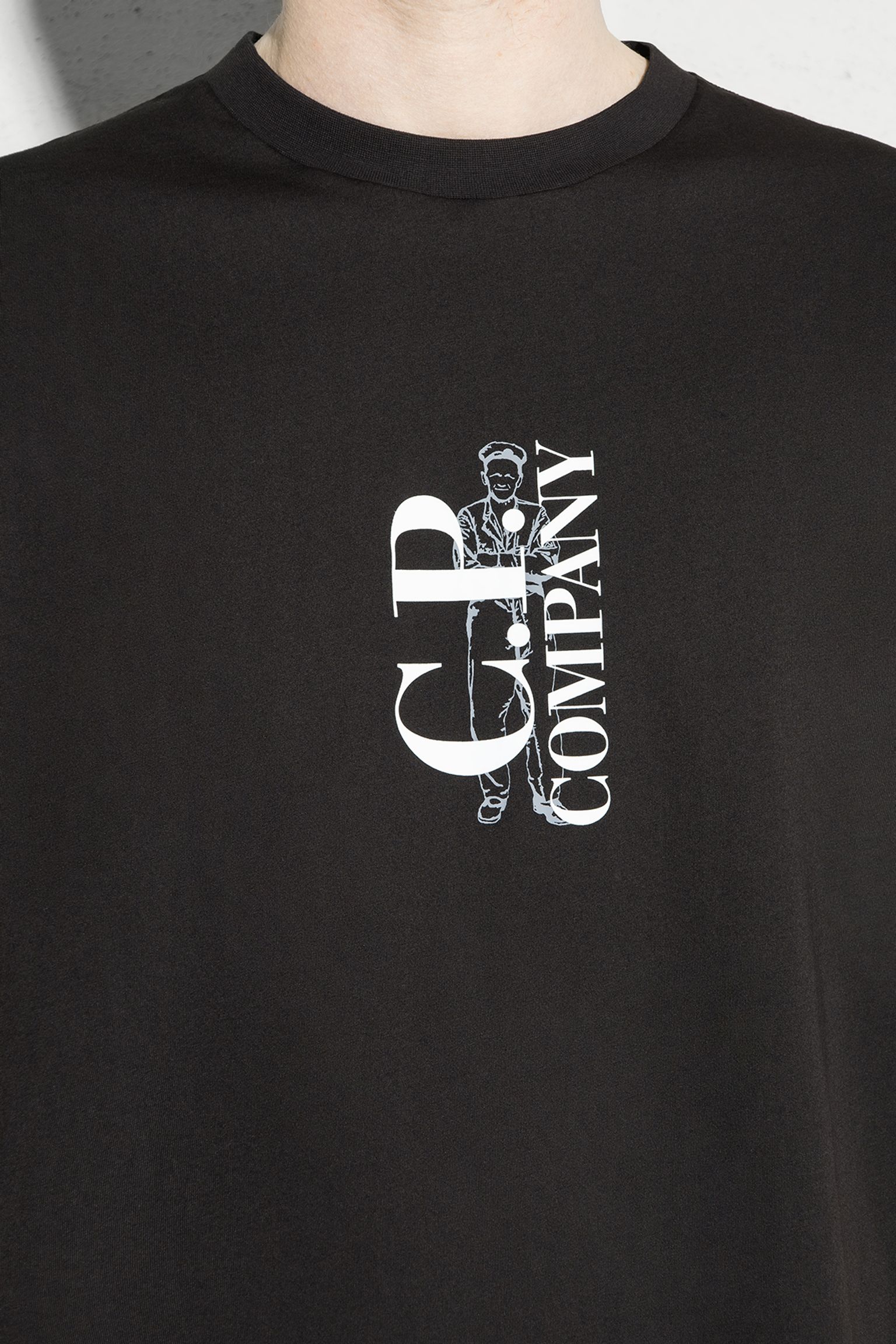Широкий выбор Футболка 30/1 JERSEY CHEST LOGO