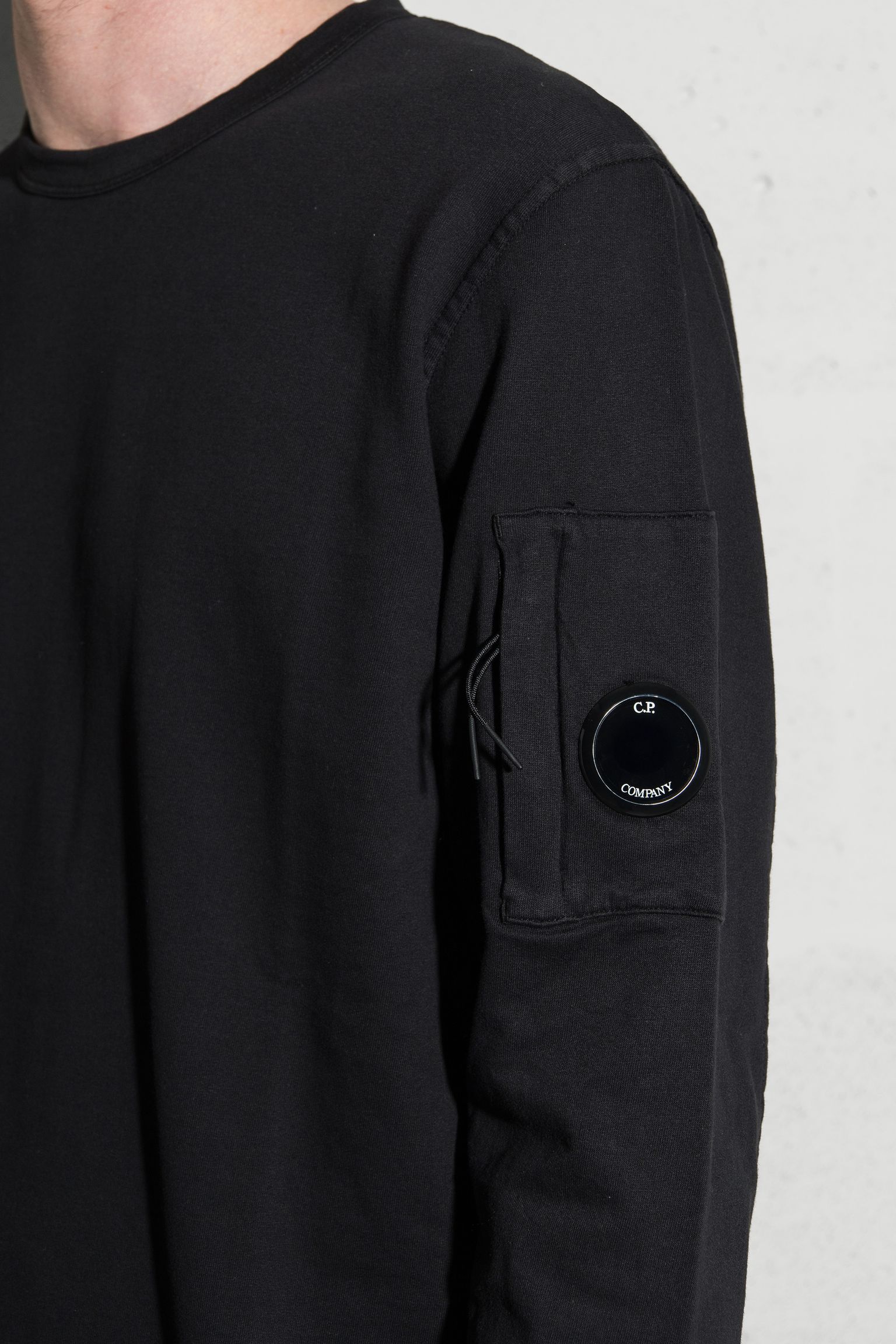 Широкий выбор Свитшот LIGHT FLEECE CREW NECK SWEATSHIRT