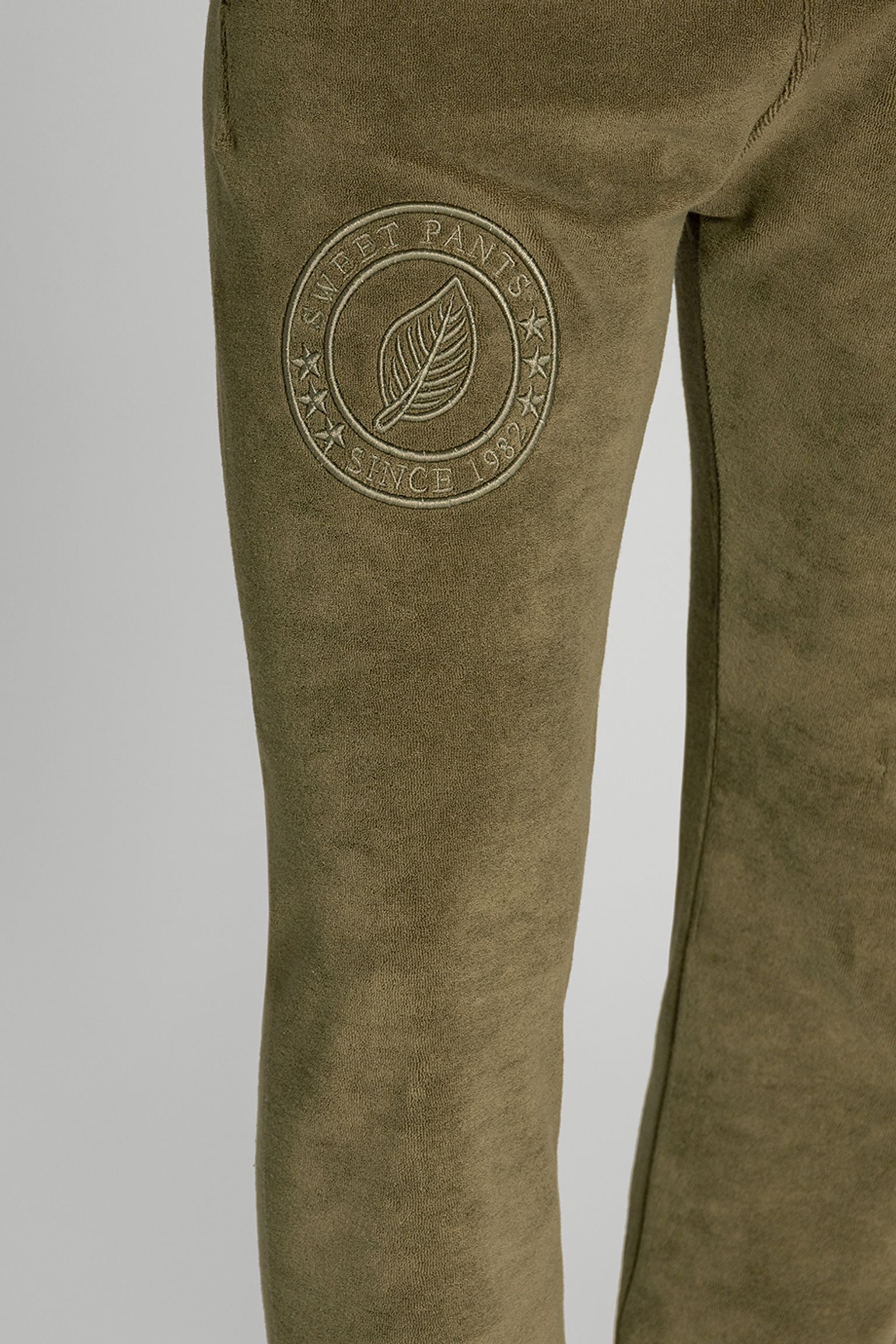 Широкий выбор Спортивные брюки SWEET PANTS PANTALON EN EPONGE