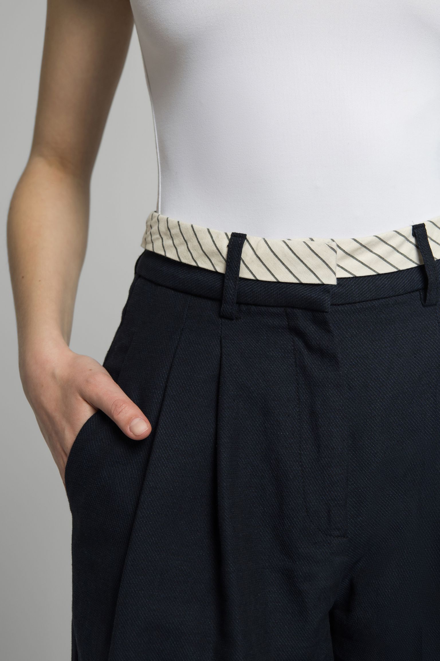 Широкий выбор Брюки PANT