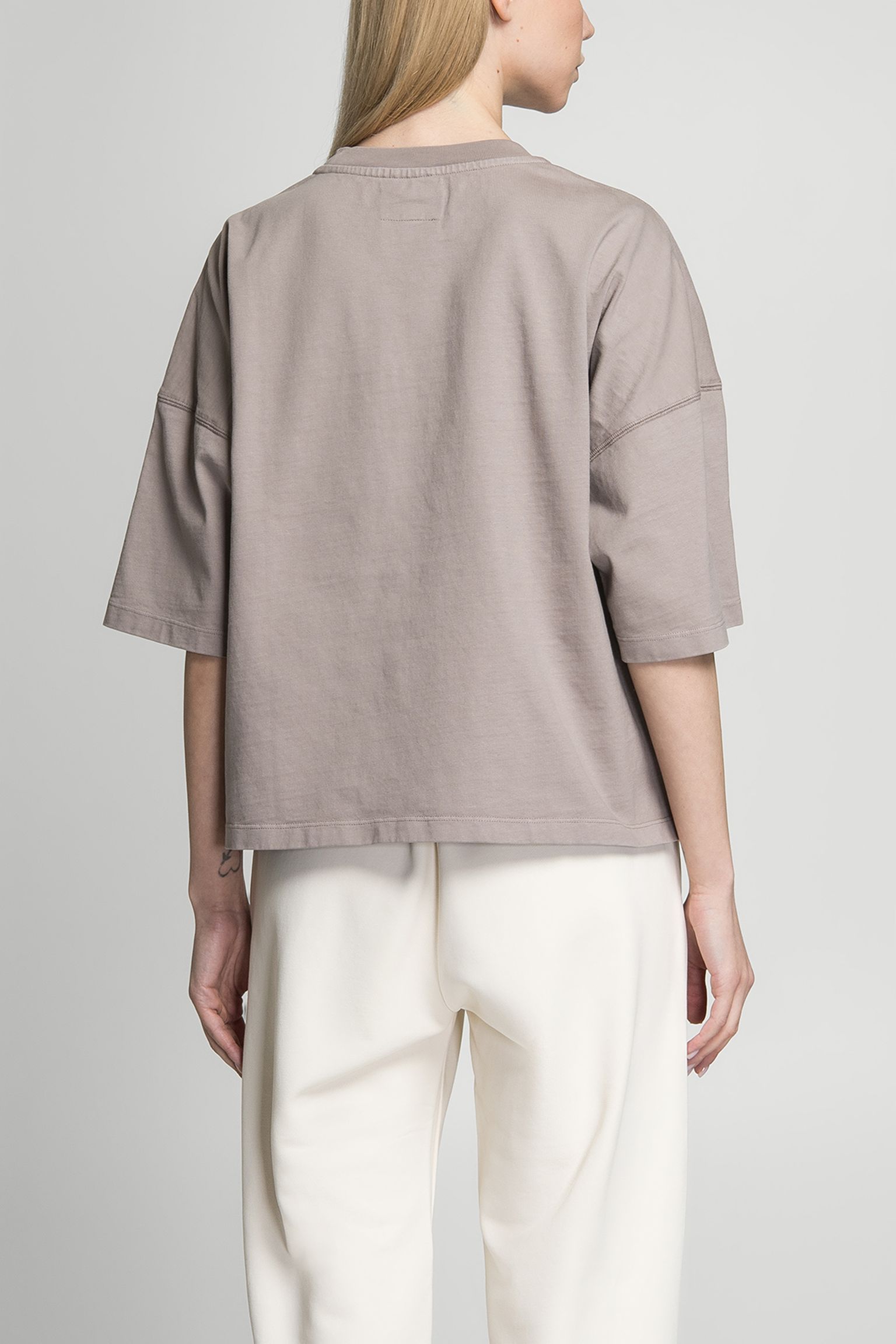 Стильные Футболка PLAIN TEE