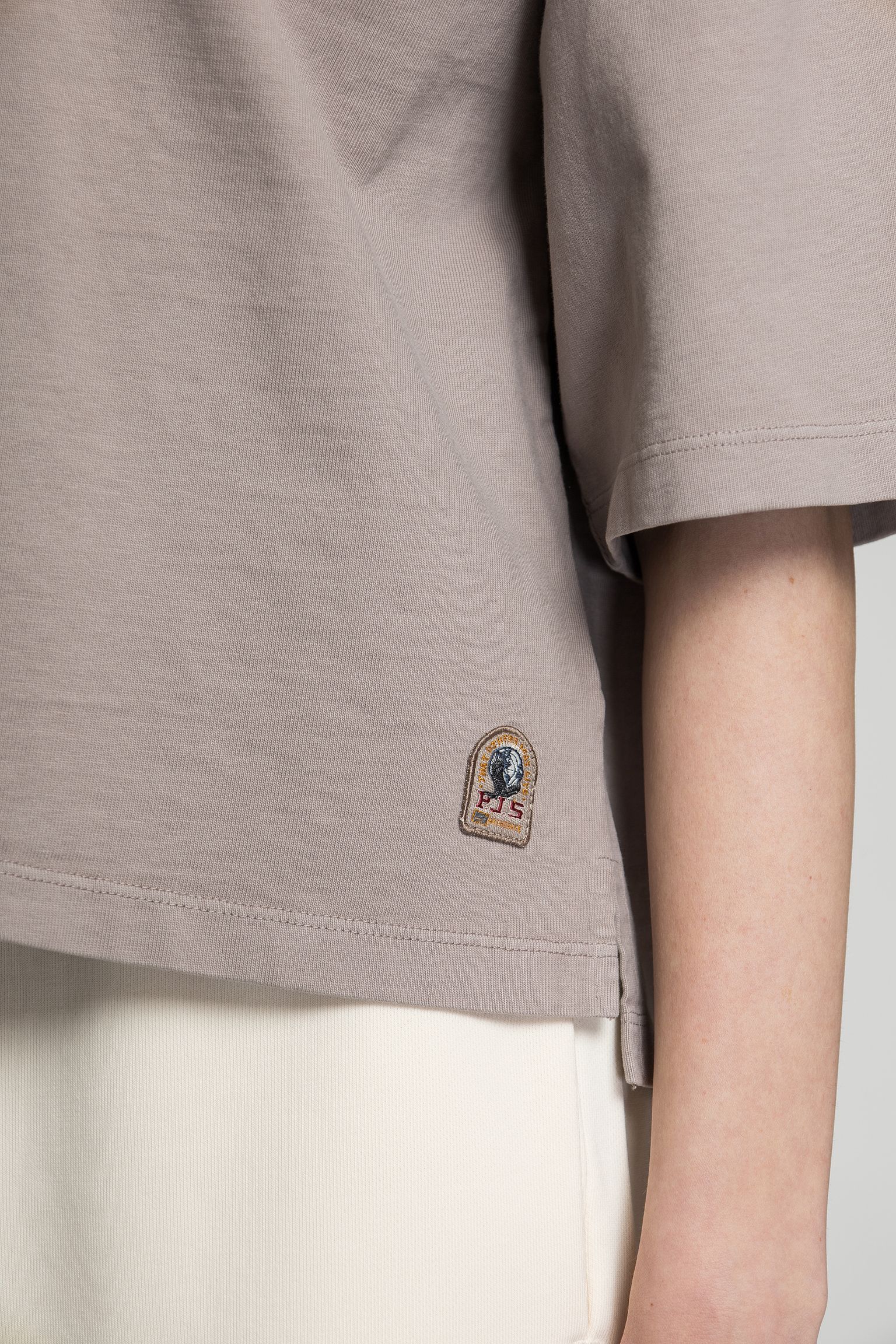 Широкий выбор Футболка PLAIN TEE
