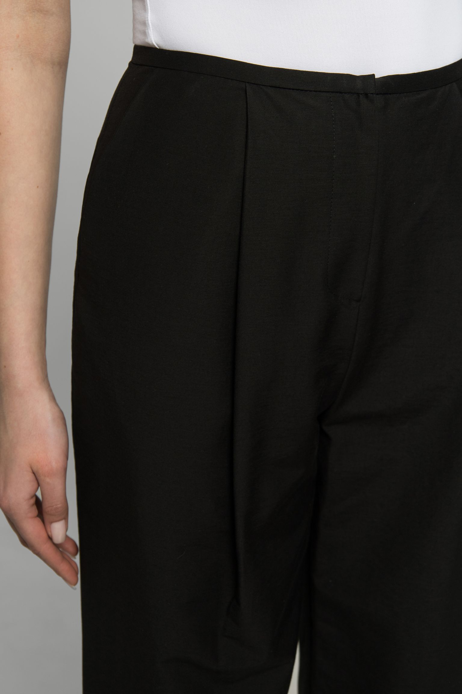 Широкий выбор Брюки TAPERED
