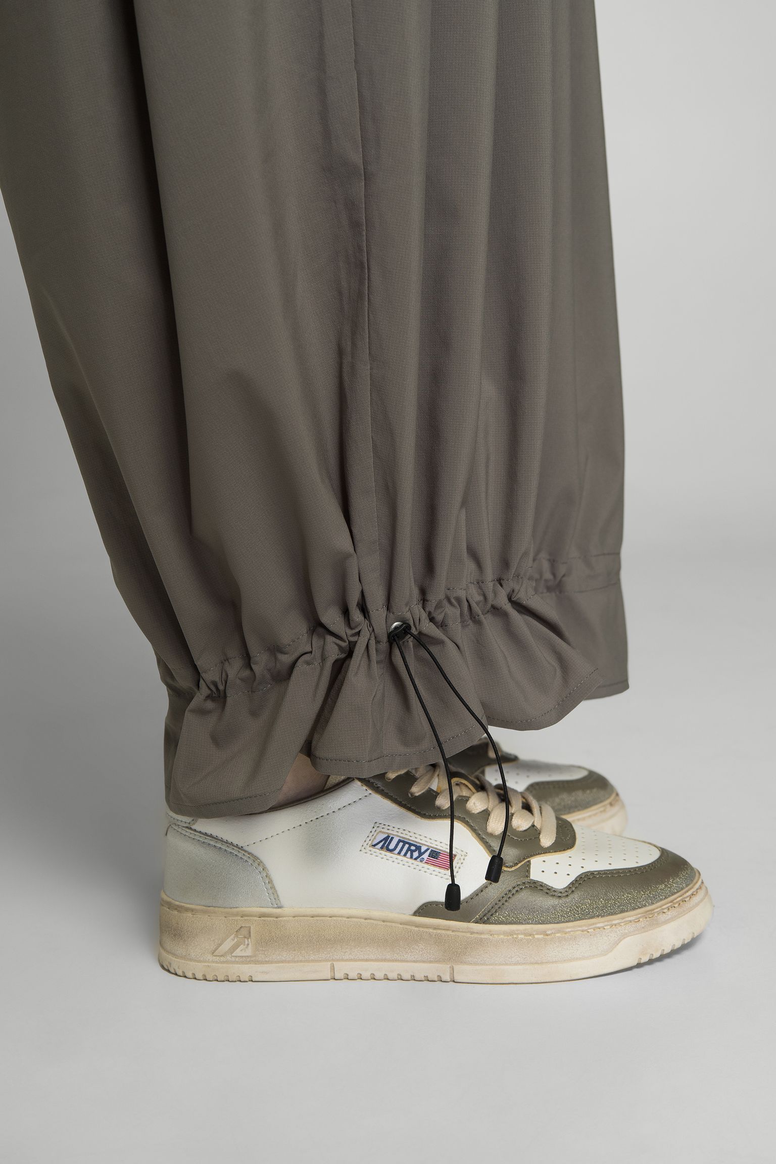 Широкий выбор Брюки Shadow Ripstop Gather