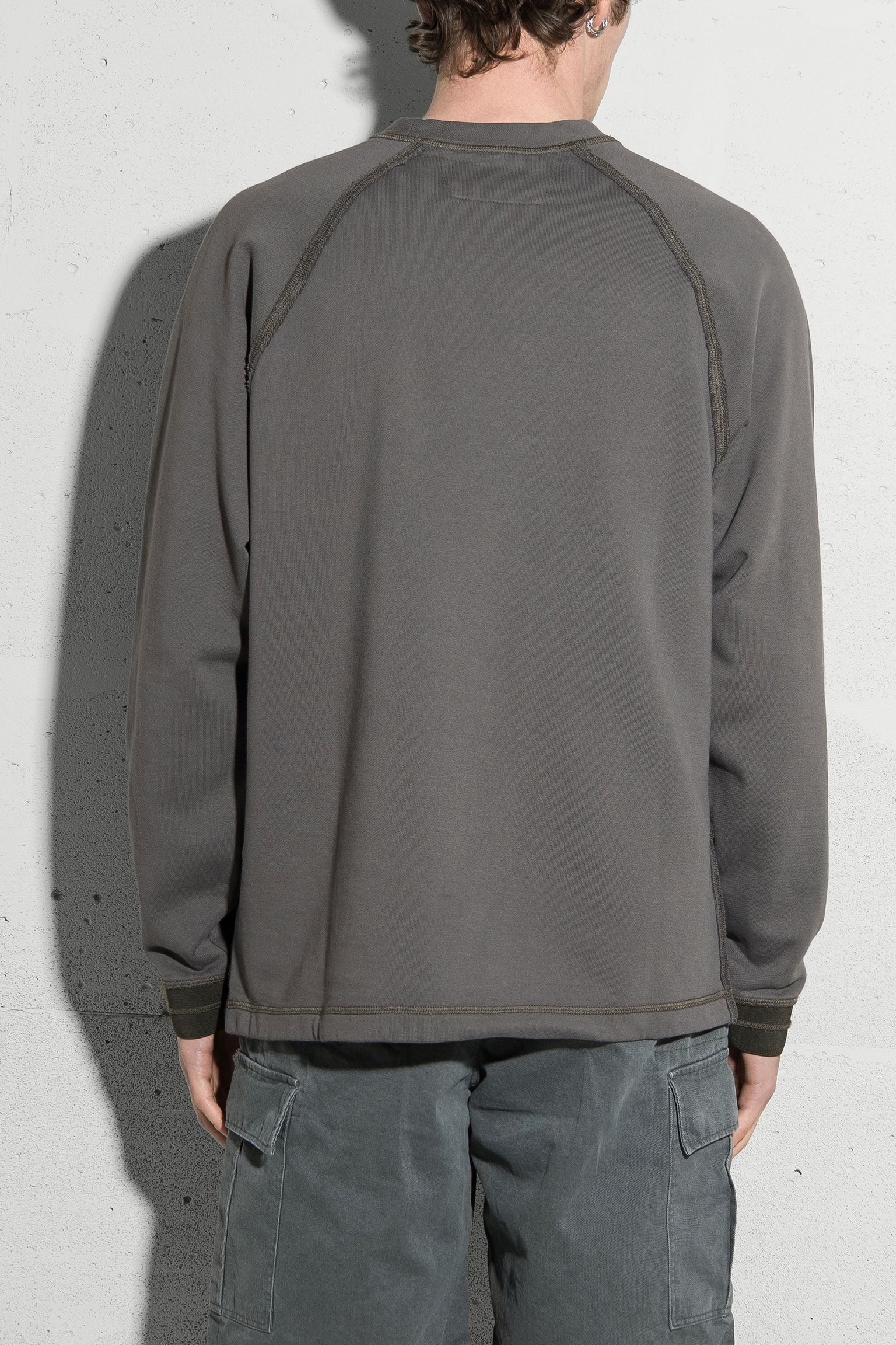 Стильные Свитшот CREWNECK SWEATSHIRT