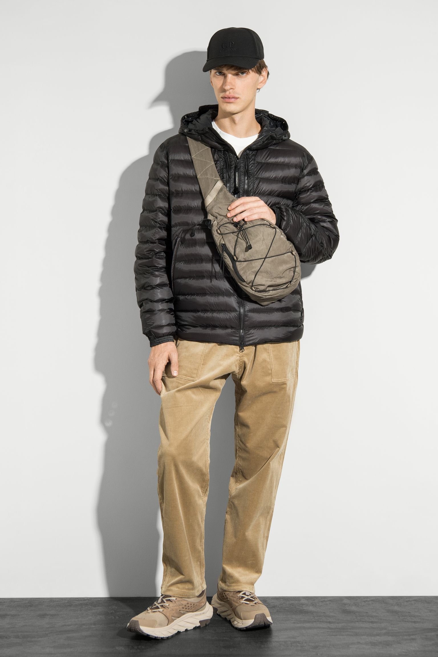 Пуховик OUTERWEAR MEDIUM JACKET IN DD SHELL купить в Украине