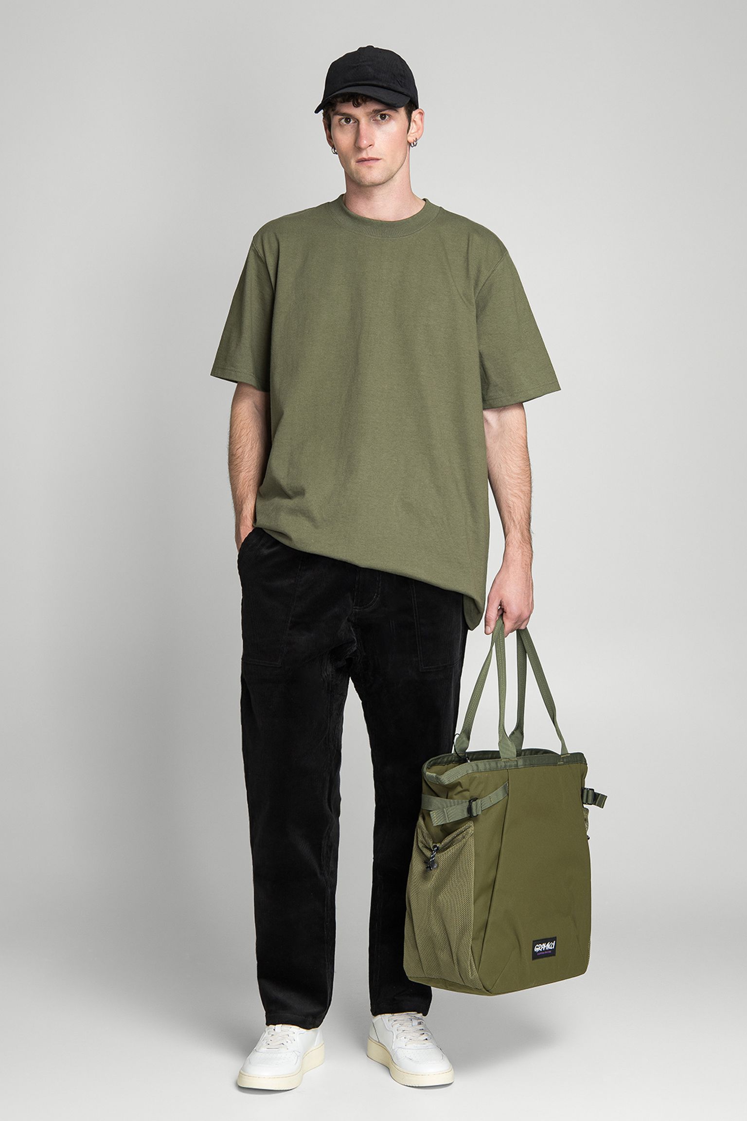 Брюки CORDUROY LOOSE TAPERED RIDGE PANT