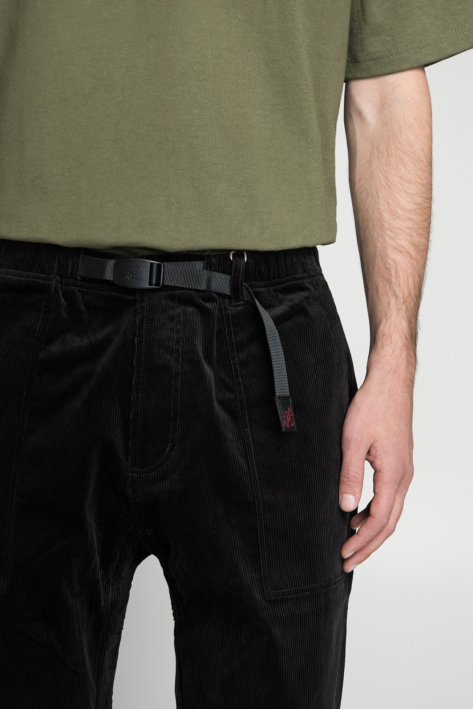 Брюки CORDUROY LOOSE TAPERED RIDGE PANT