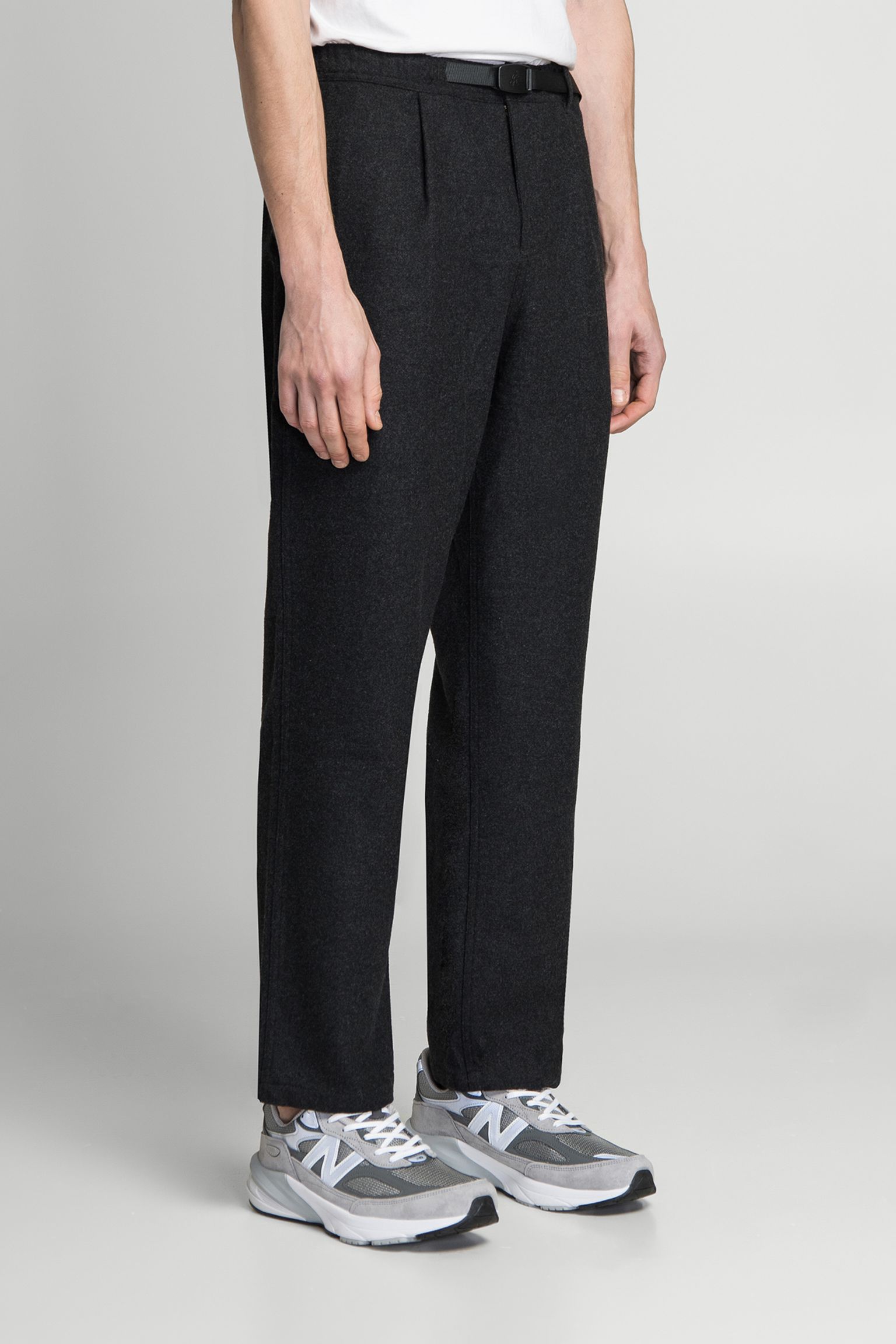 Брюки WOOL RELAXED PLEATED TROUSER