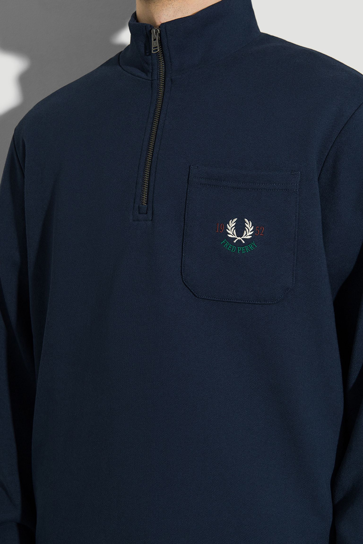 Широкий выбор Свитшот EMBROIDERED CHAMPION HALF