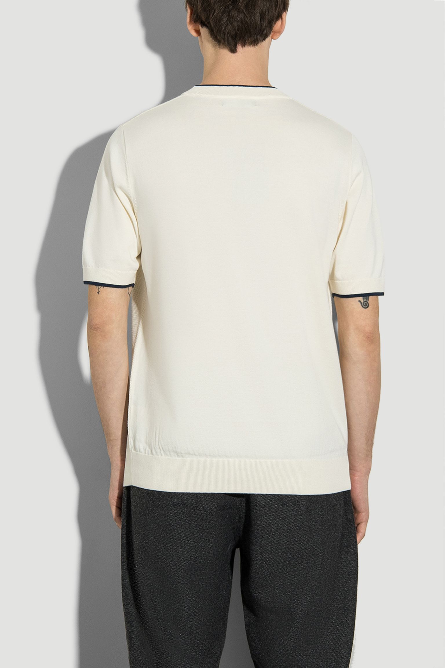 Стильні Футболка TEXTURE FRONT KNITTED